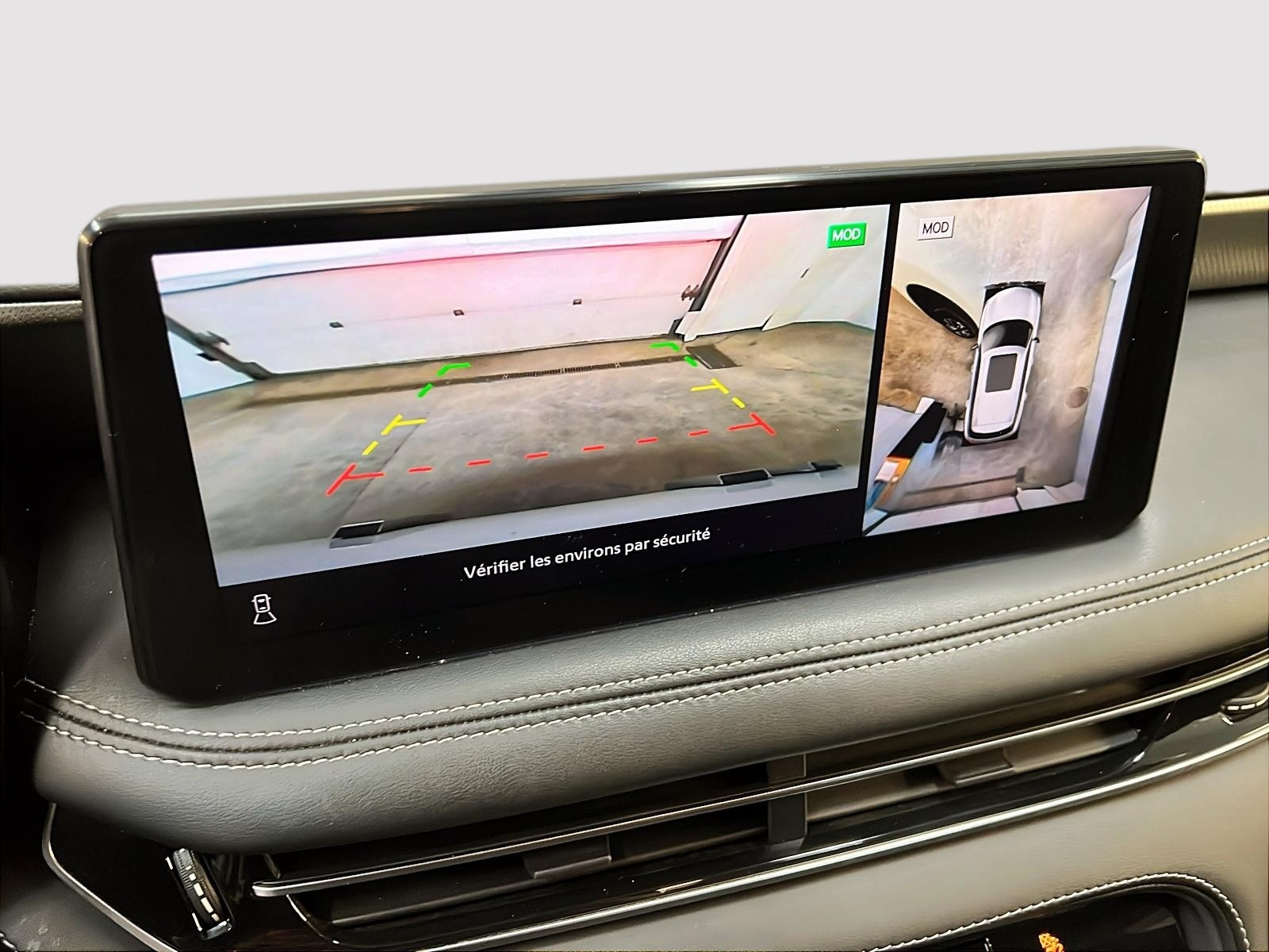 Infiniti QX60 LUXE CUIR TOIT PANO NAV 4RM 2023 - image #20