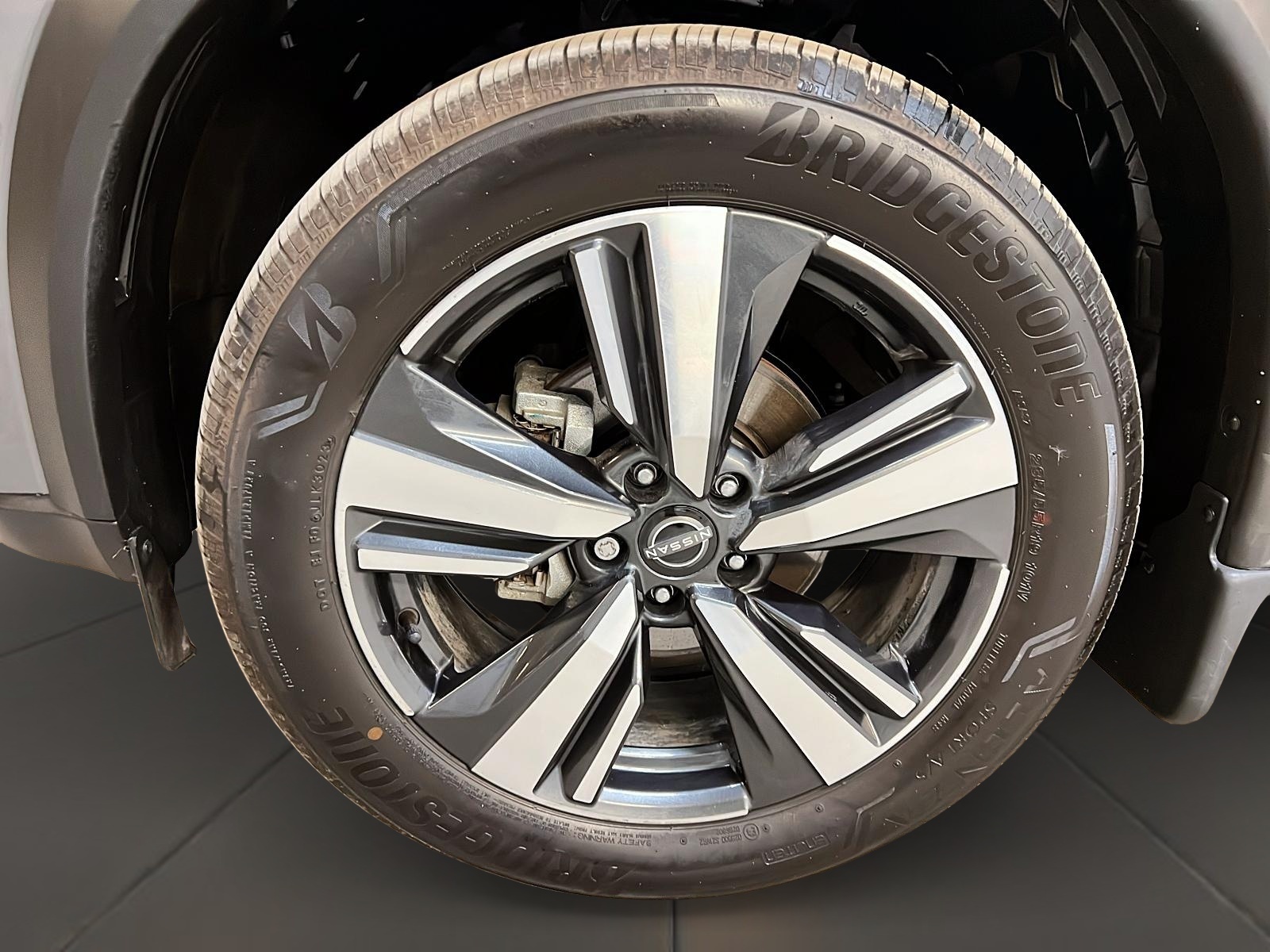 Nissan Rogue SL CUIR TOIT PANO NAV 4RM 2023 - image #30