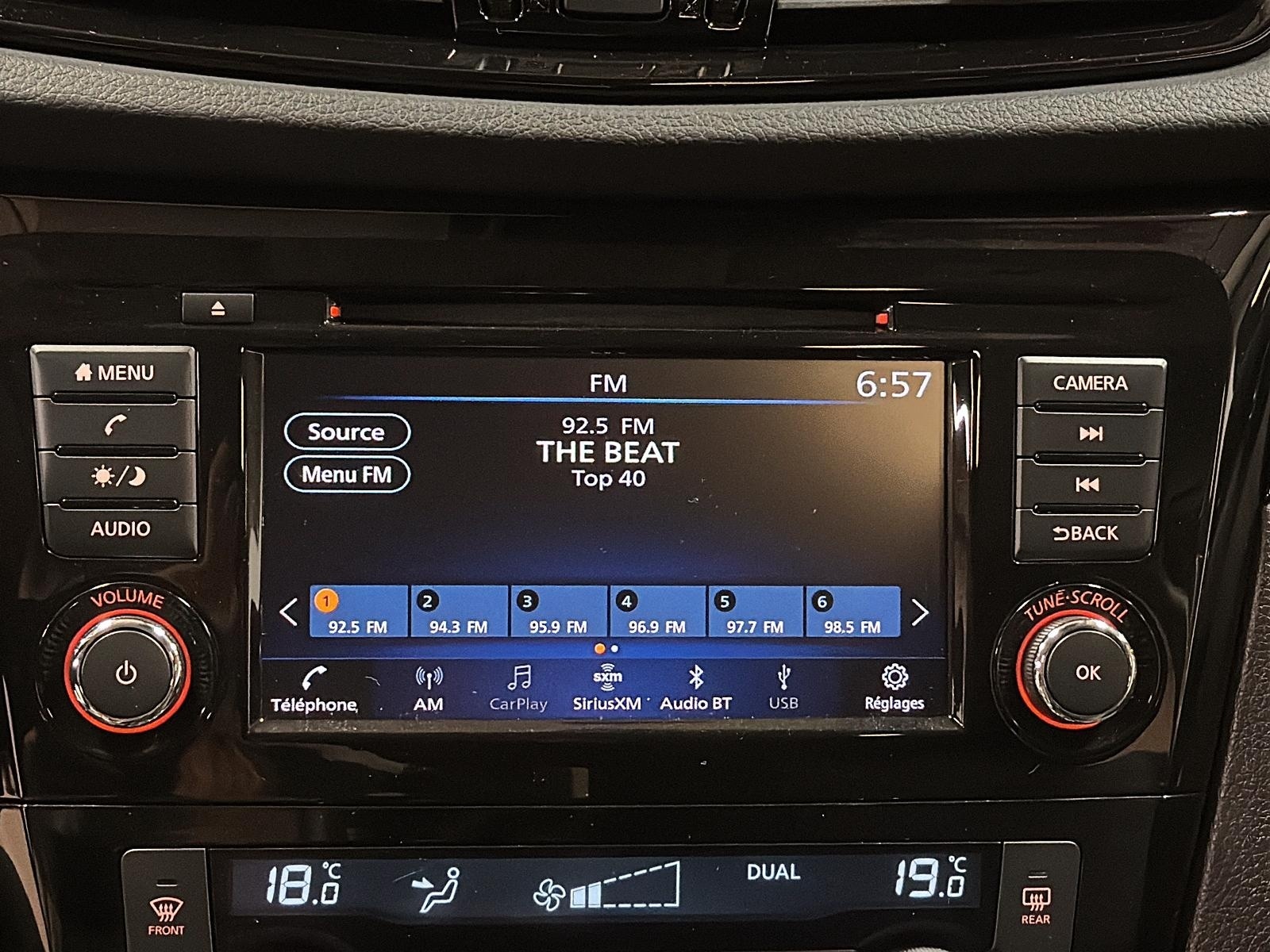 Nissan Qashqai SV TOIT 4RM 2023 - image #17