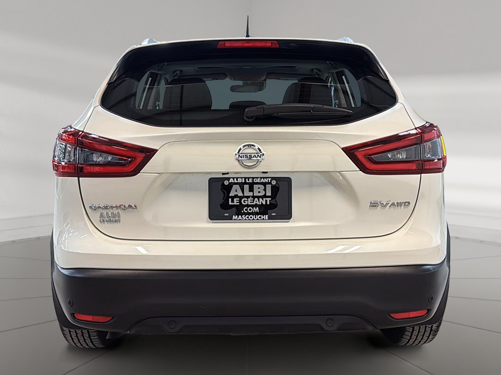 Nissan Qashqai SV TOIT 4RM 2023 - image #5