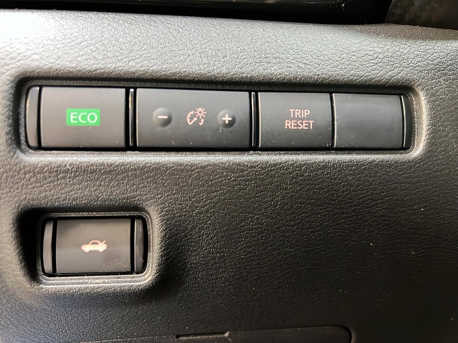 Nissan Sentra SV SPECIAL EDITION TOIT 2023 - image #21