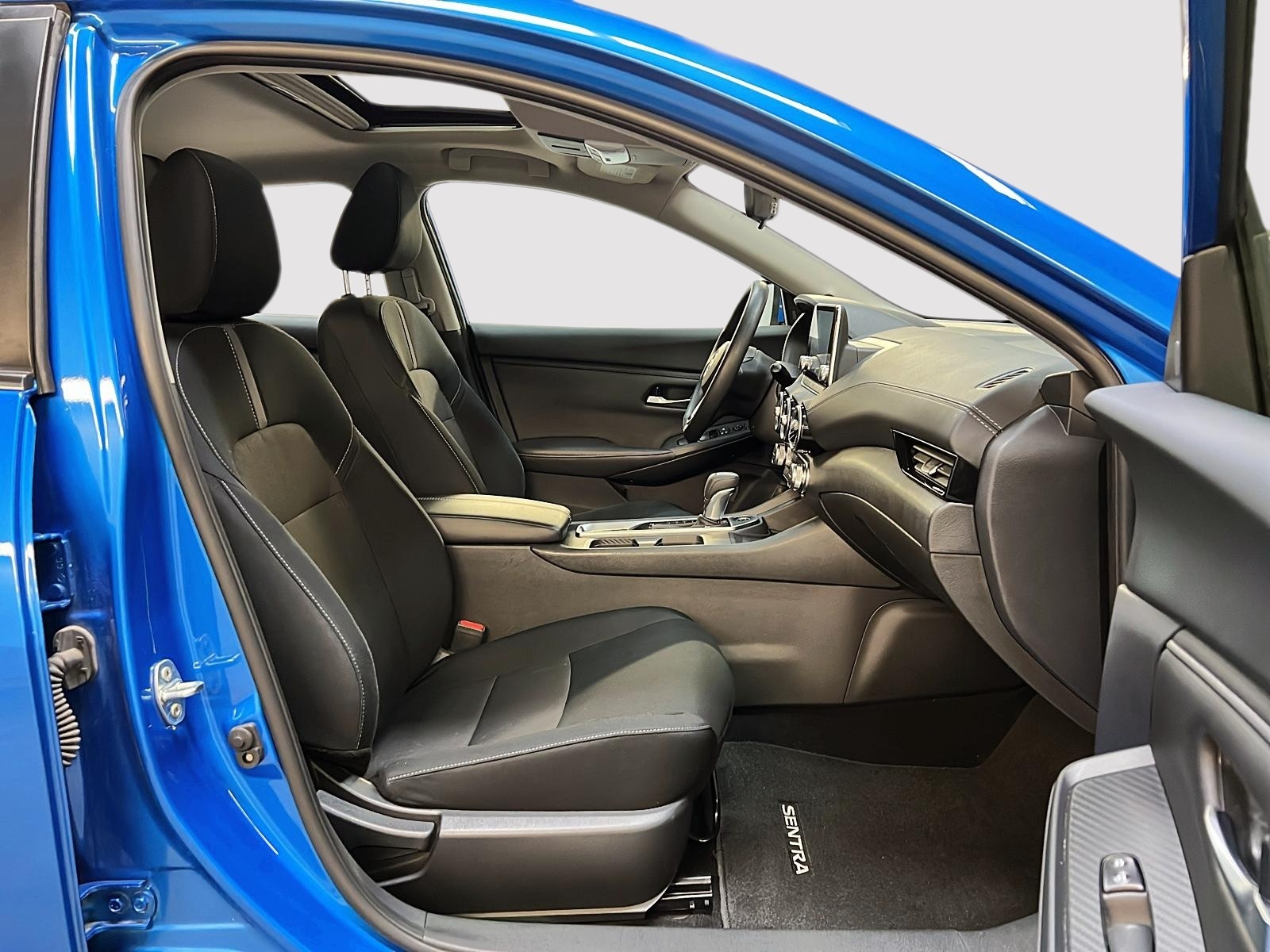 Nissan Sentra SV SPECIAL EDITION TOIT 2023 - image #8