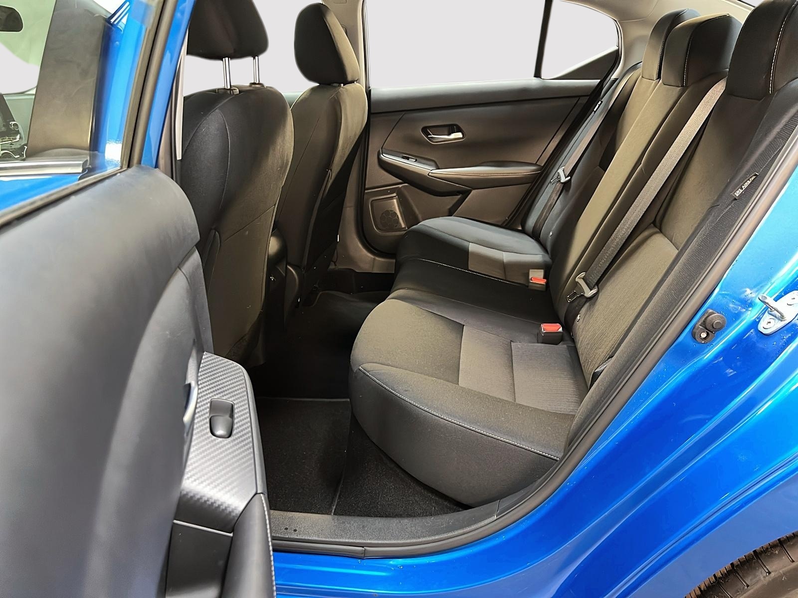 Nissan Sentra SV SPECIAL EDITION TOIT 2023 - image #9