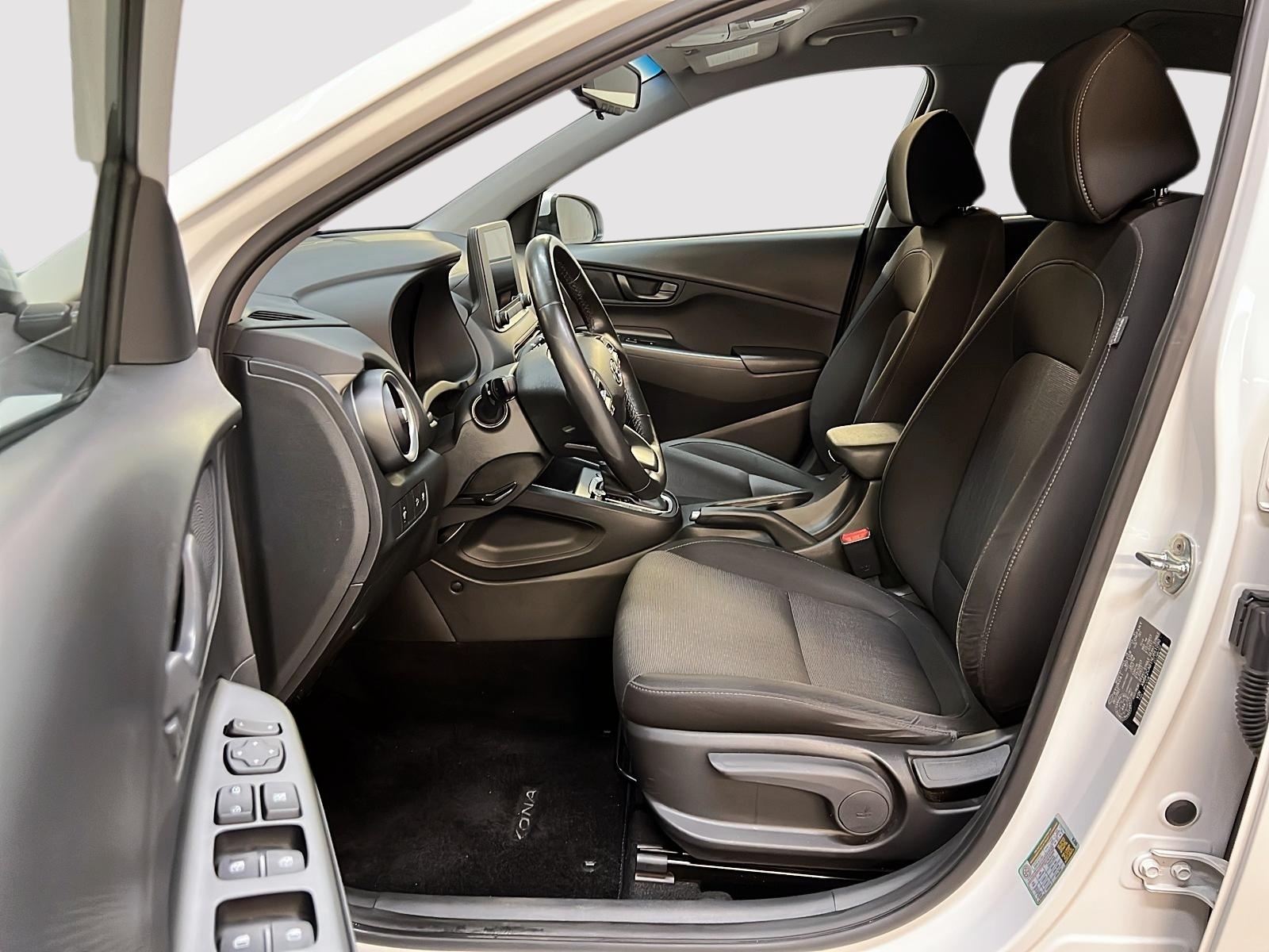 Hyundai Kona PREFERRED 4RM 2022 - image #7