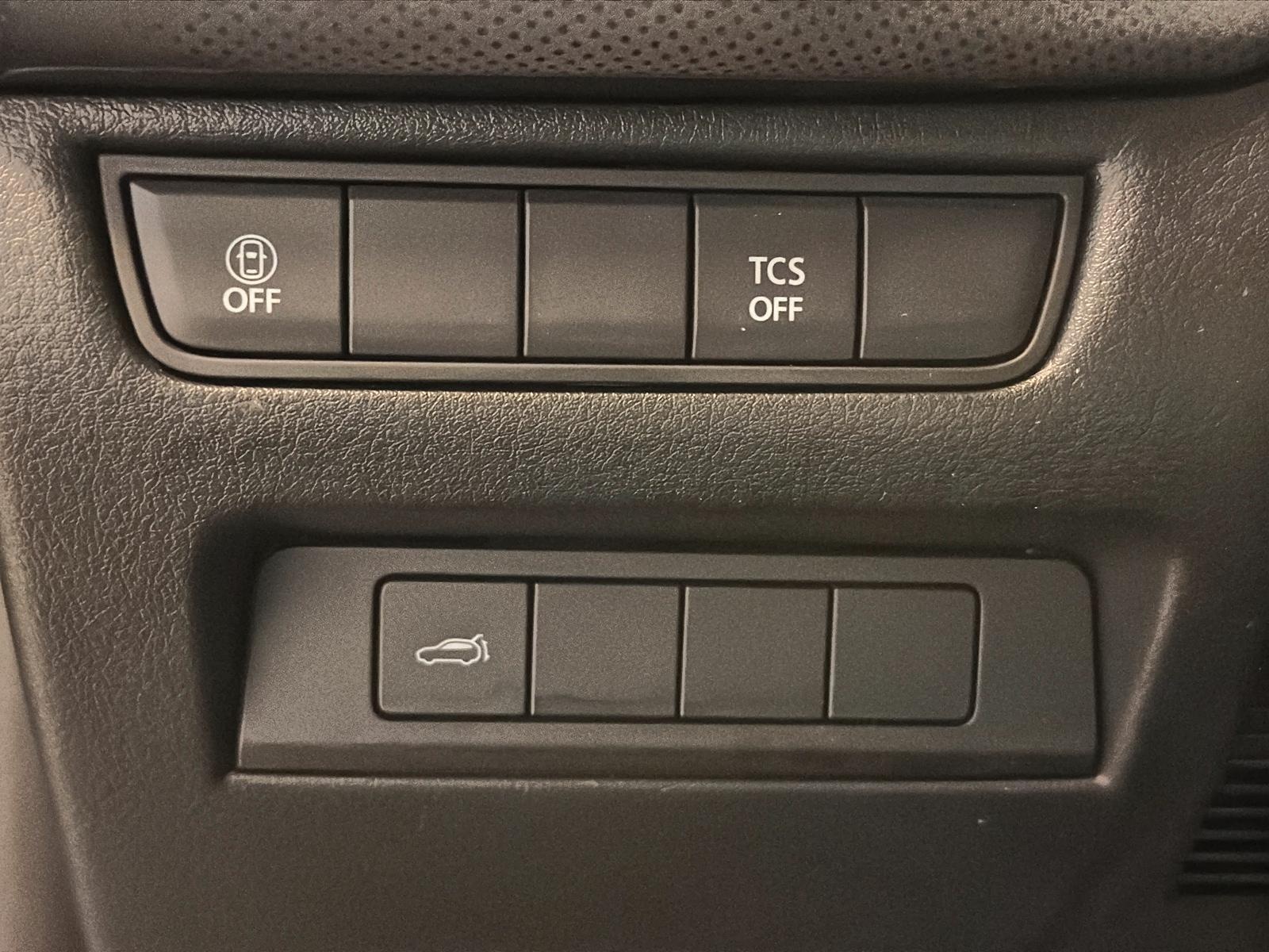 Mazda CX-50 2023 - Image #23