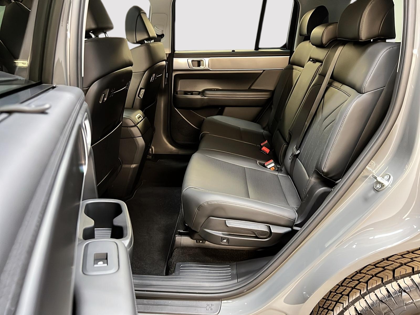 Hyundai Santa Fe XRT CUIR TOIT 4RM 2025 - image #9