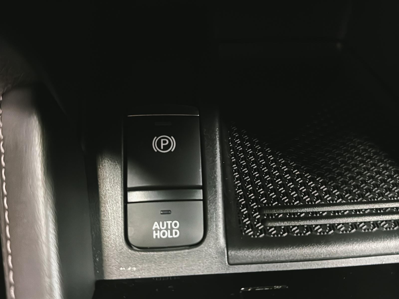 Nissan Kicks SV 2023 - image #14