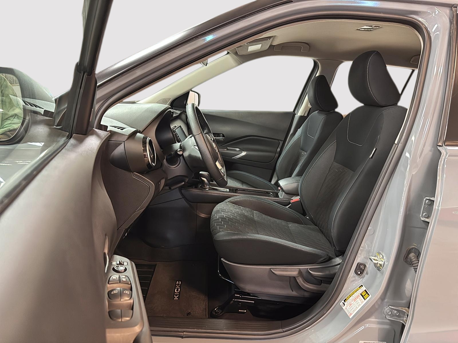 Nissan Kicks SV 2023 - image #7