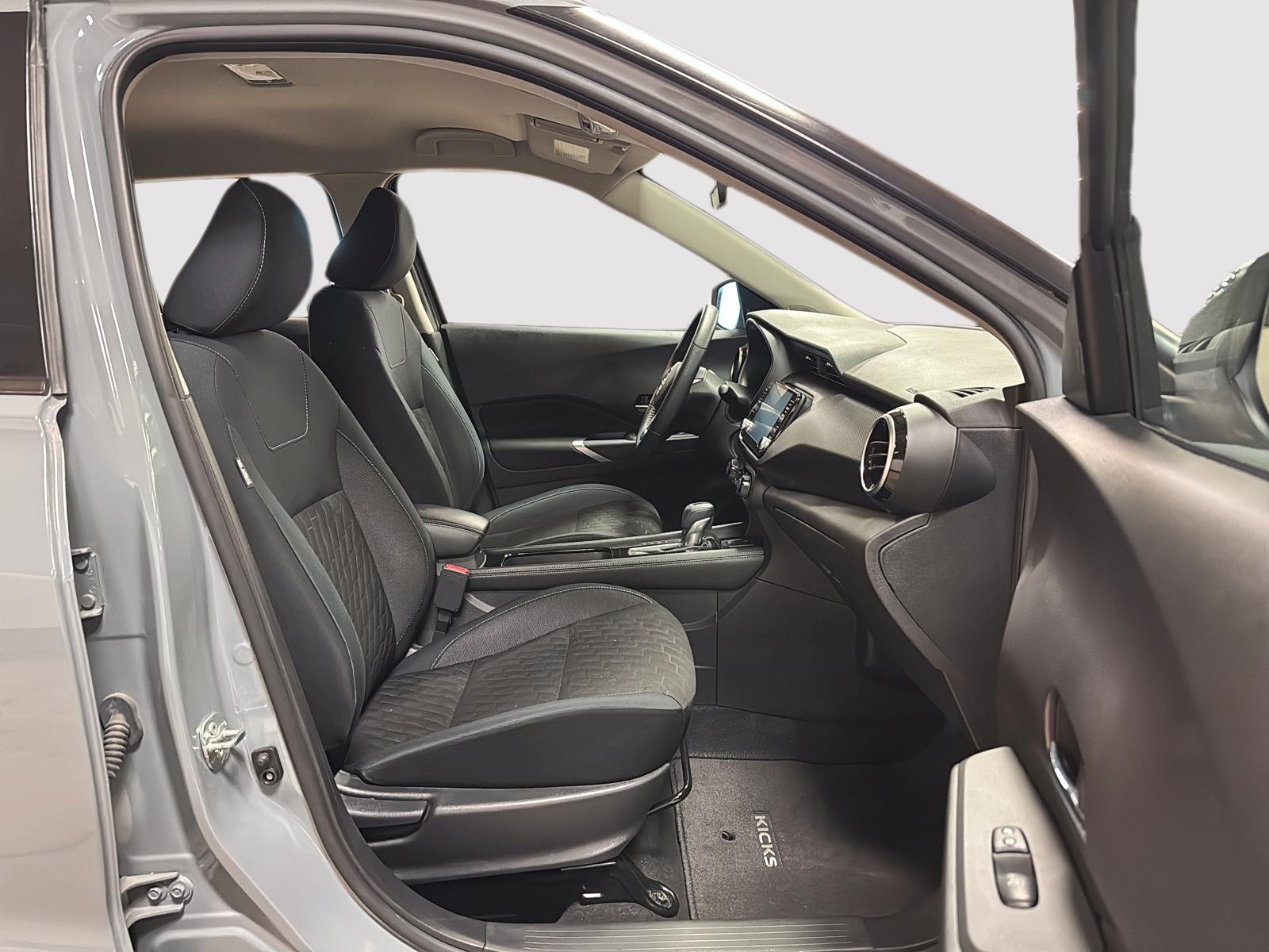 Nissan Kicks SV 2023 - image #8