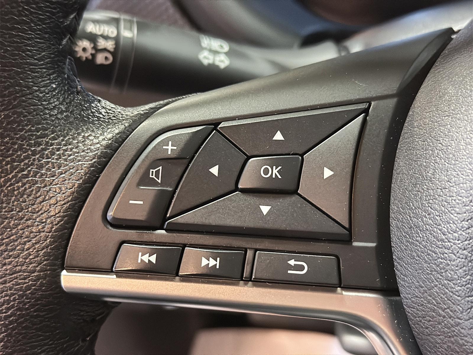 Nissan Kicks SV 2023 - image #20