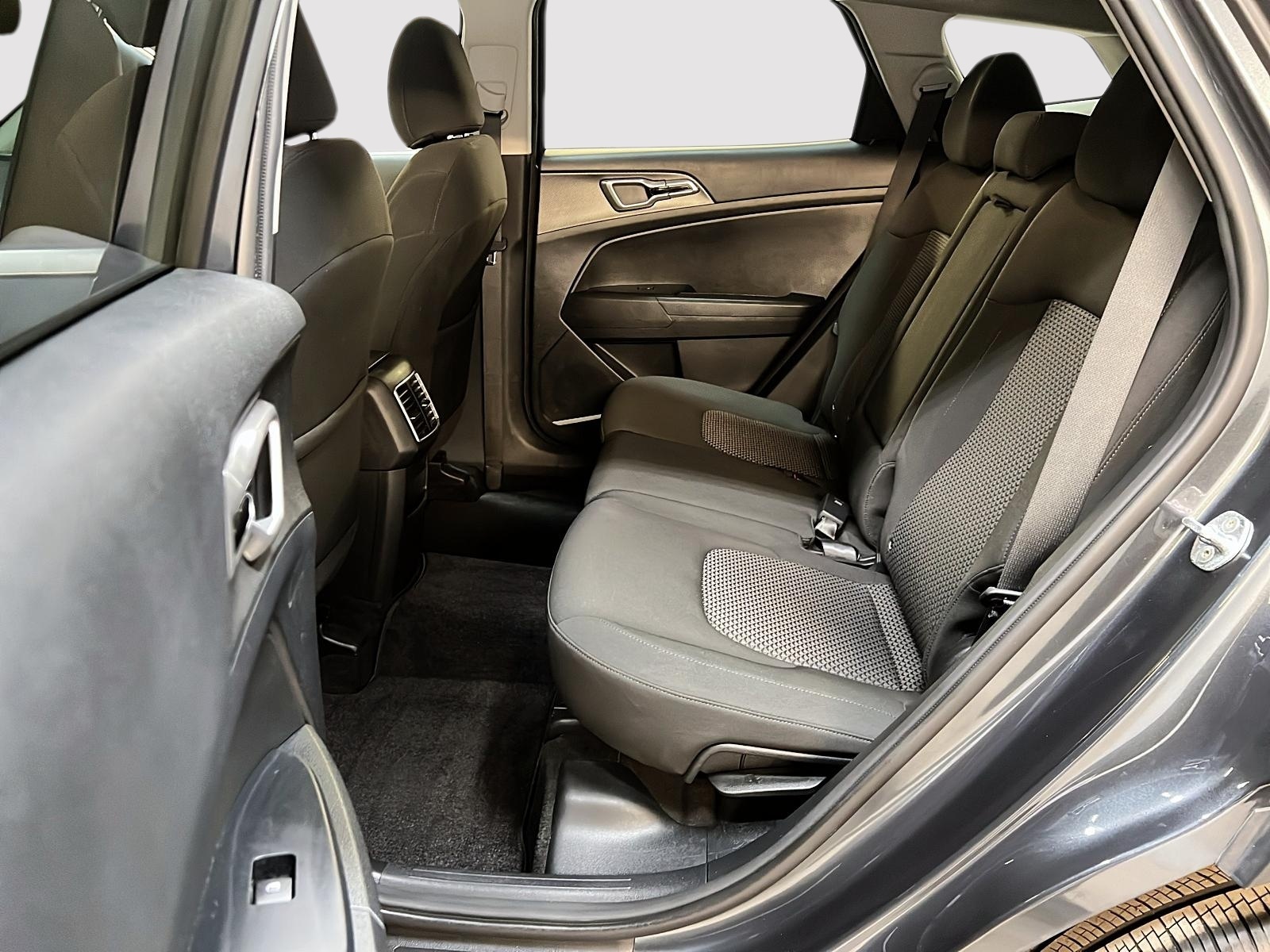 Kia Sportage LX 4RM 2023 - image #9