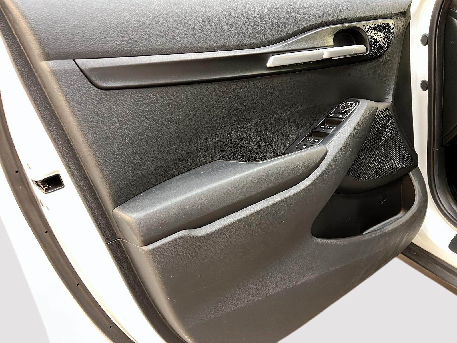 Kia SELTOS LX 4RM 2022 - image #21