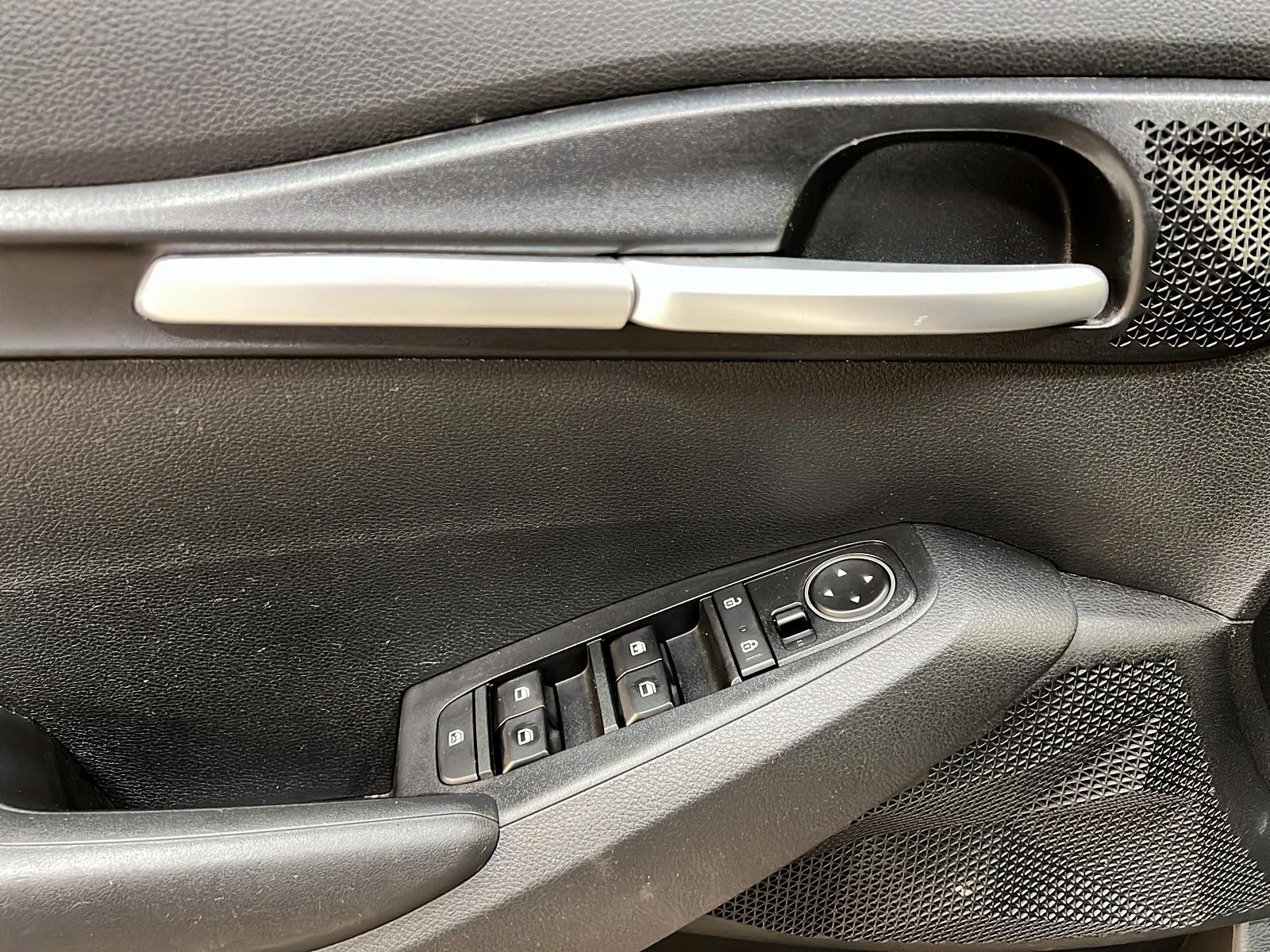 Kia SELTOS LX 4RM 2022 - image #20