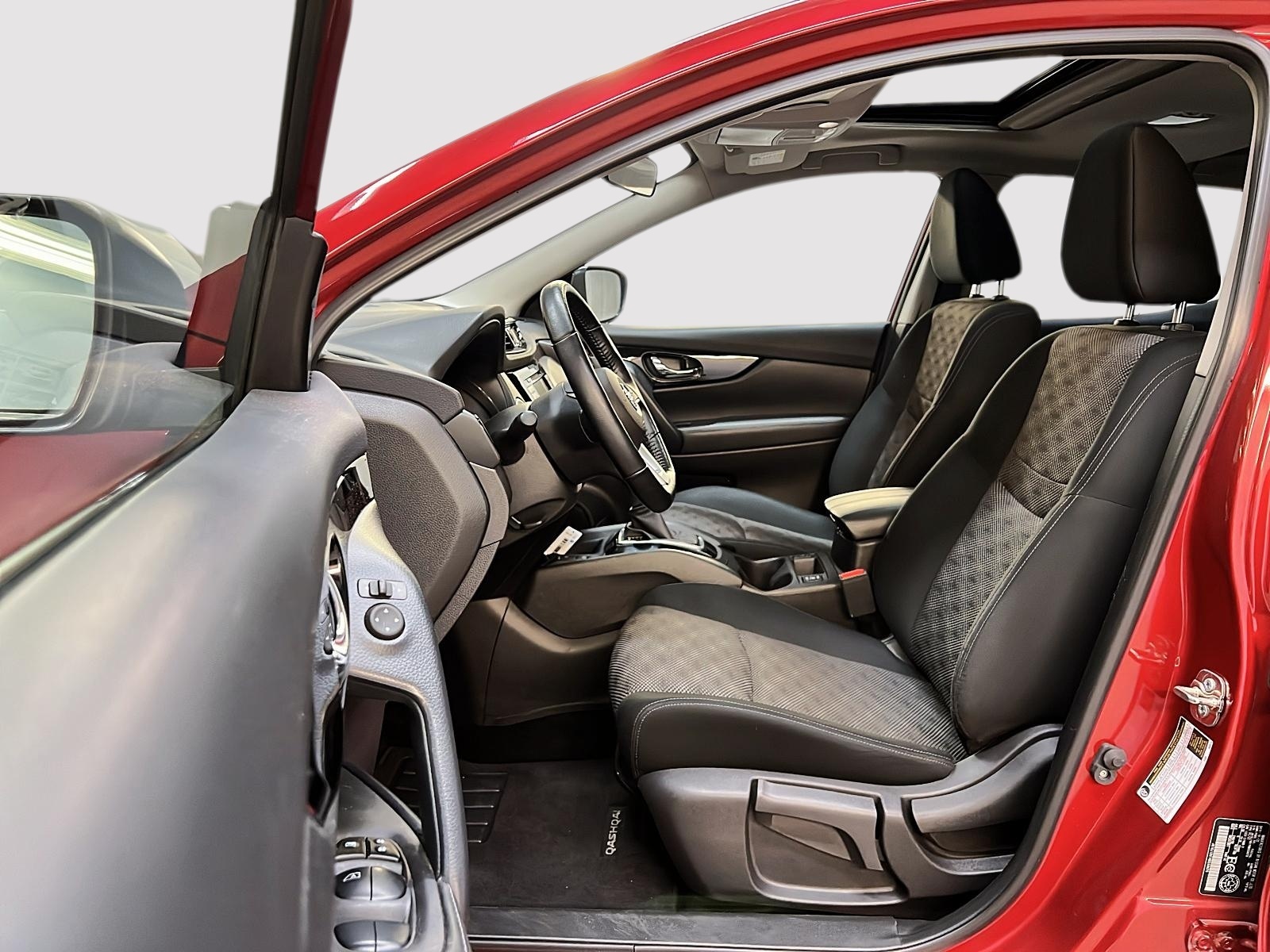 Nissan Qashqai SV TOIT 2022 - image #7