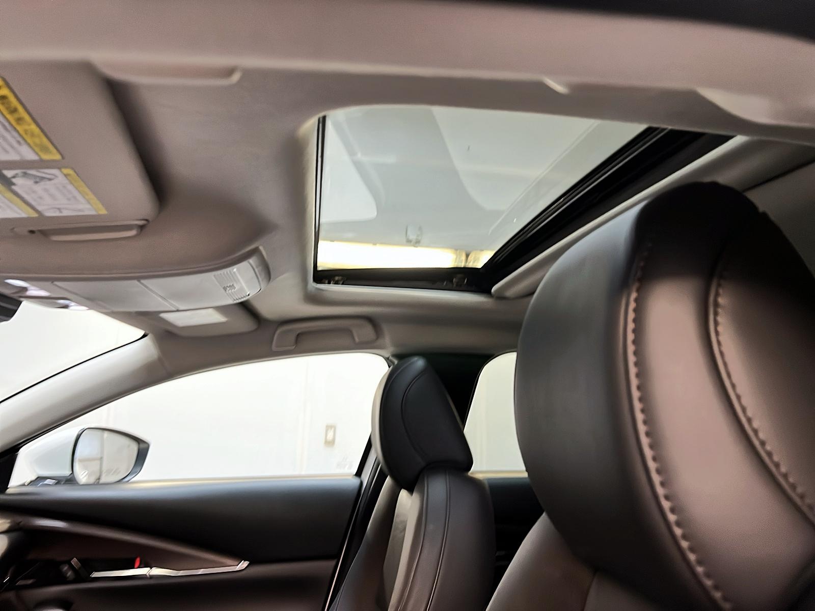 Mazda CX-30 GT CUIR TOIT NAV 4RM 2023 - image #10