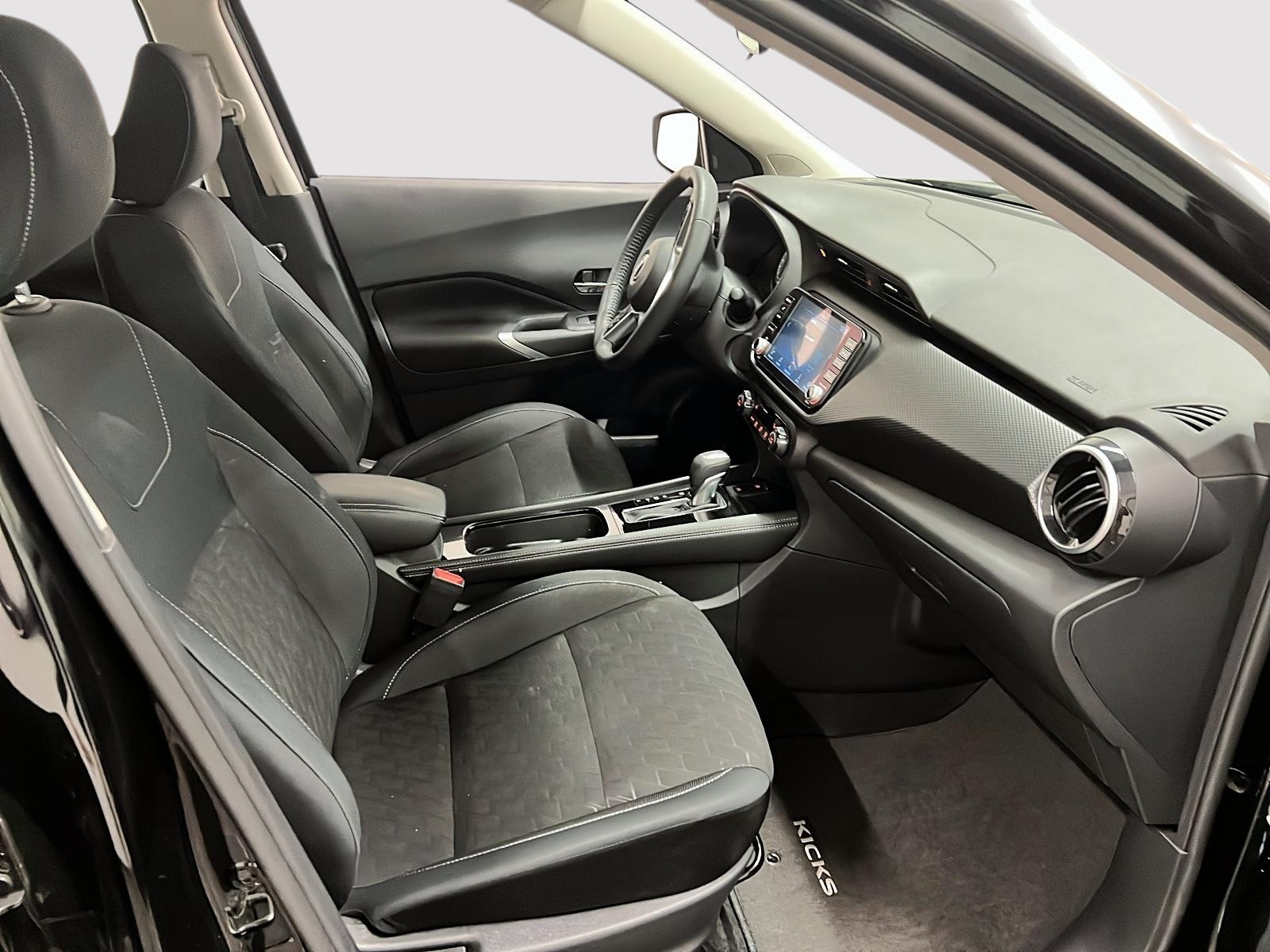 Nissan Kicks SV 2023 - image #8