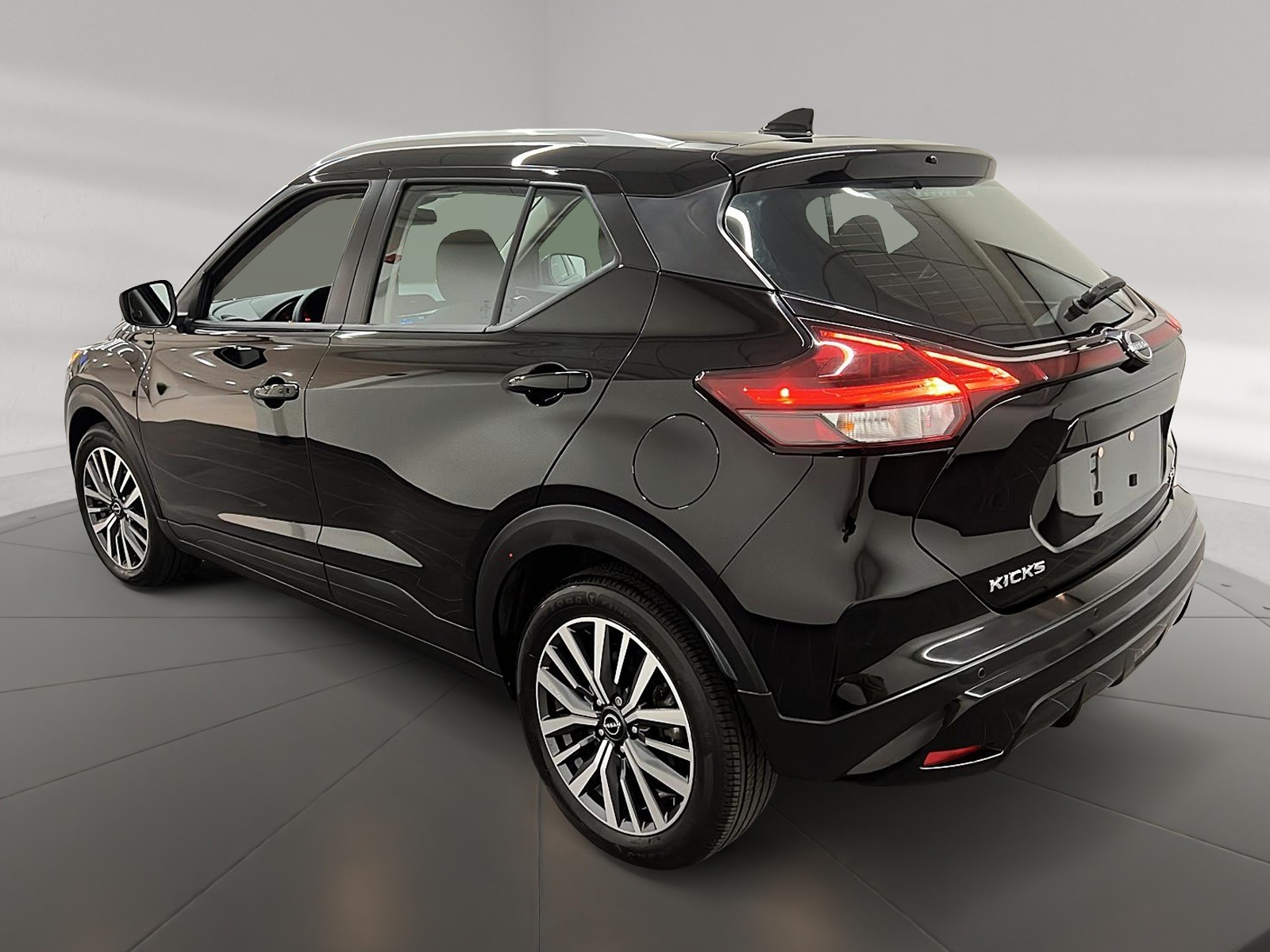 Nissan Kicks SV 2023 - image #6
