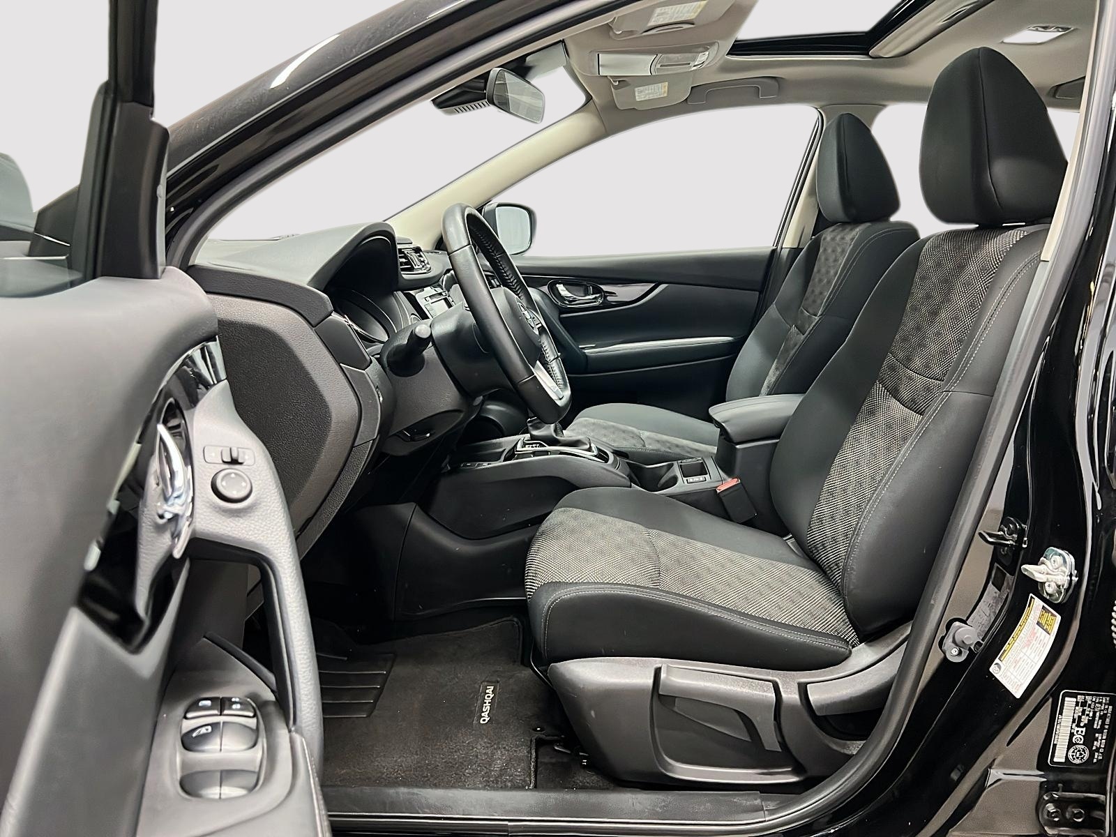 Nissan Qashqai SV TOIT 4RM 2023 — photo 7