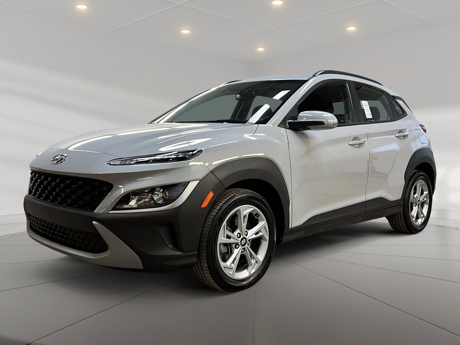 Hyundai Kona PREFERRED 4RM 2023 - image #1