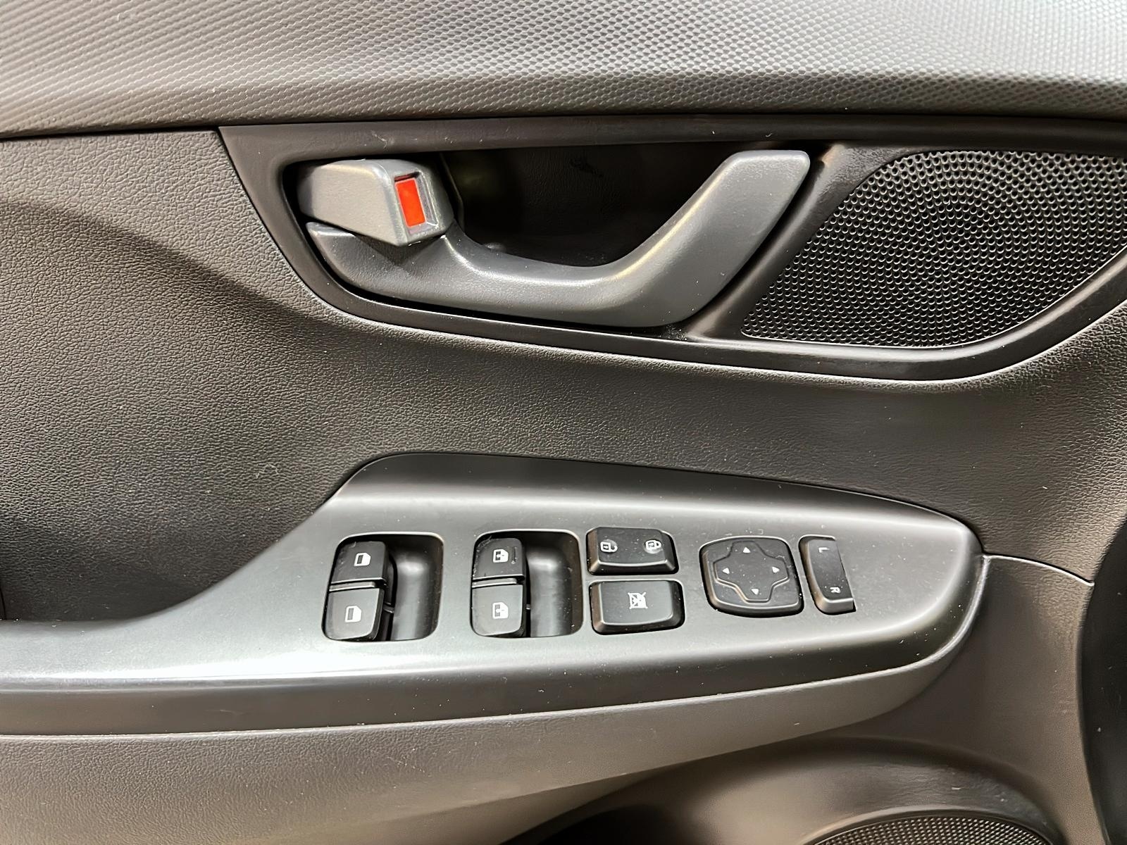 Hyundai Kona PREFERRED 4RM 2023 - image #21