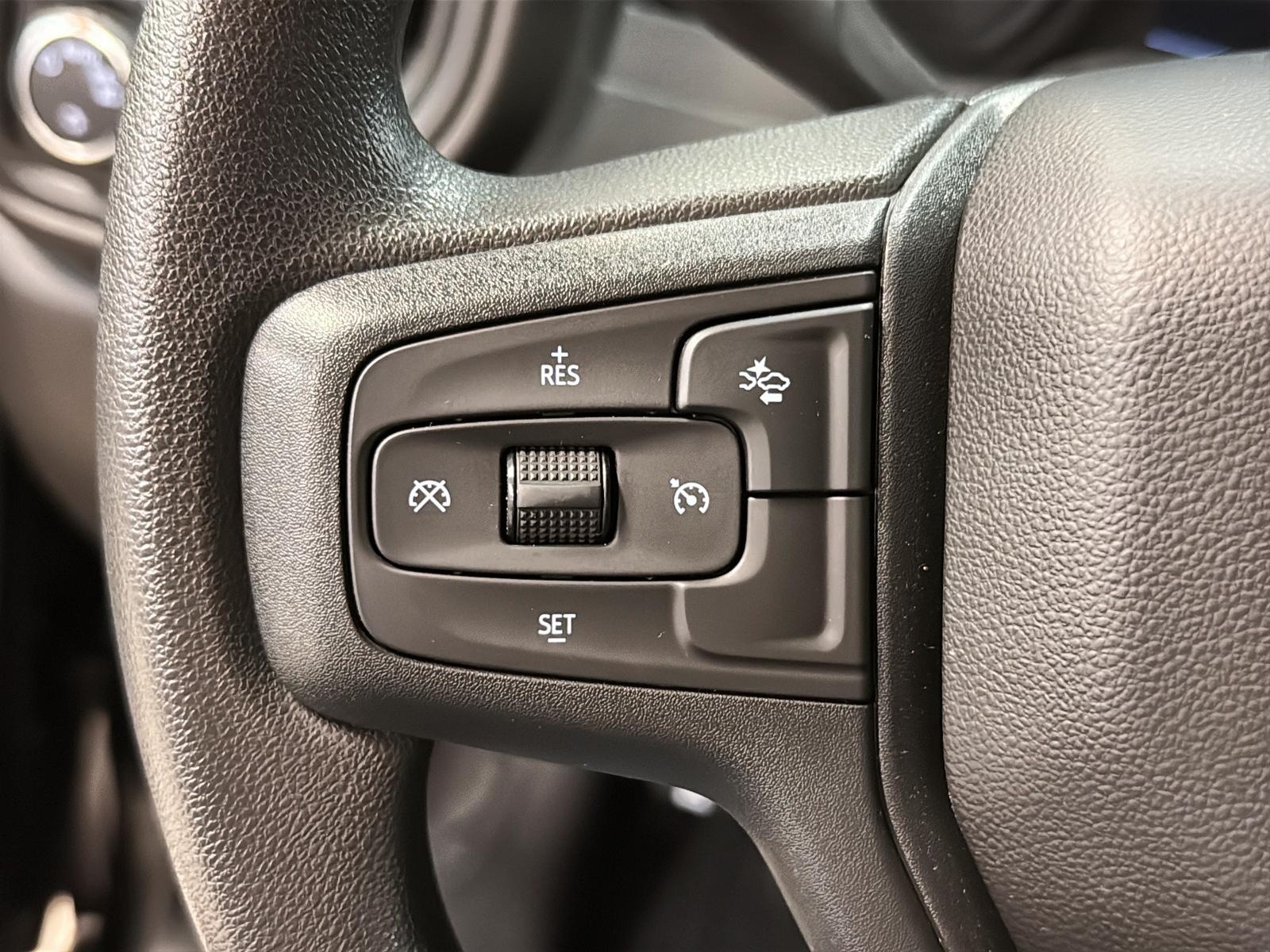 Chevrolet Silverado 1500 CUSTOM DOUBLE CAB 4X4 2025 - image #18