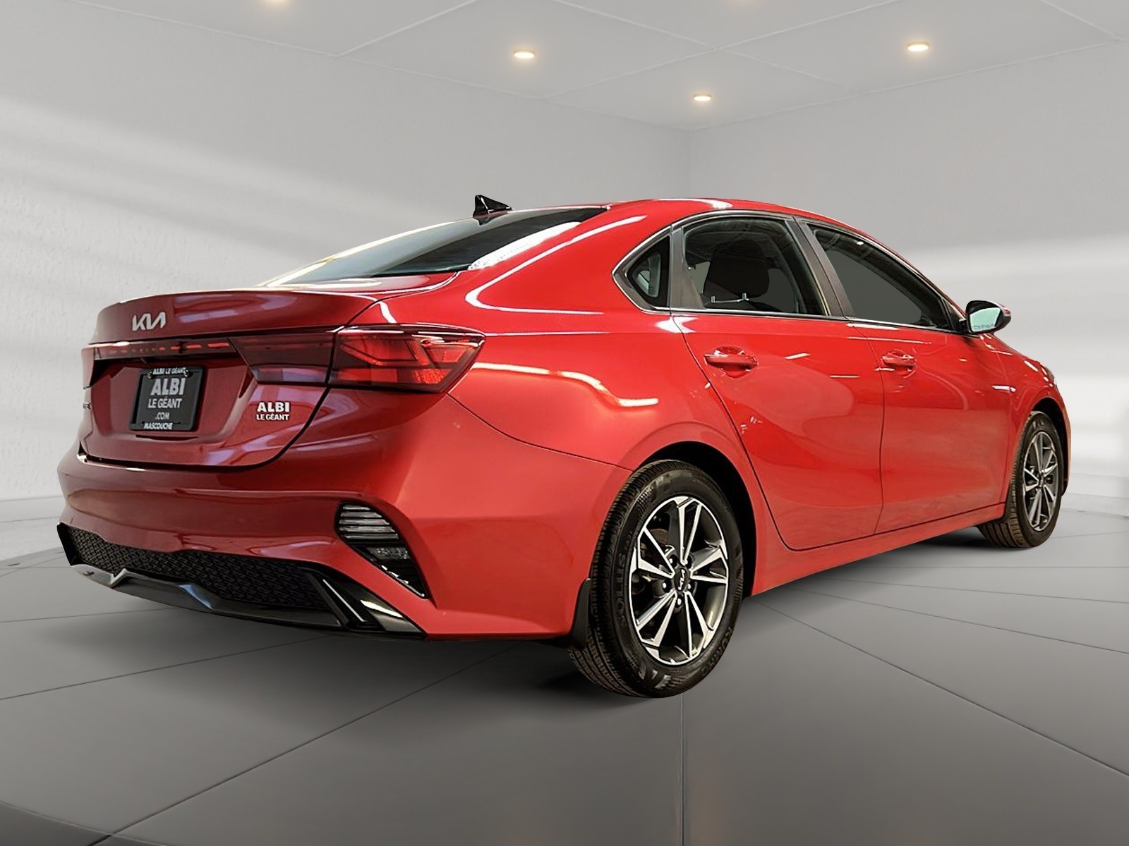 Kia Forte 2023 - Image #4