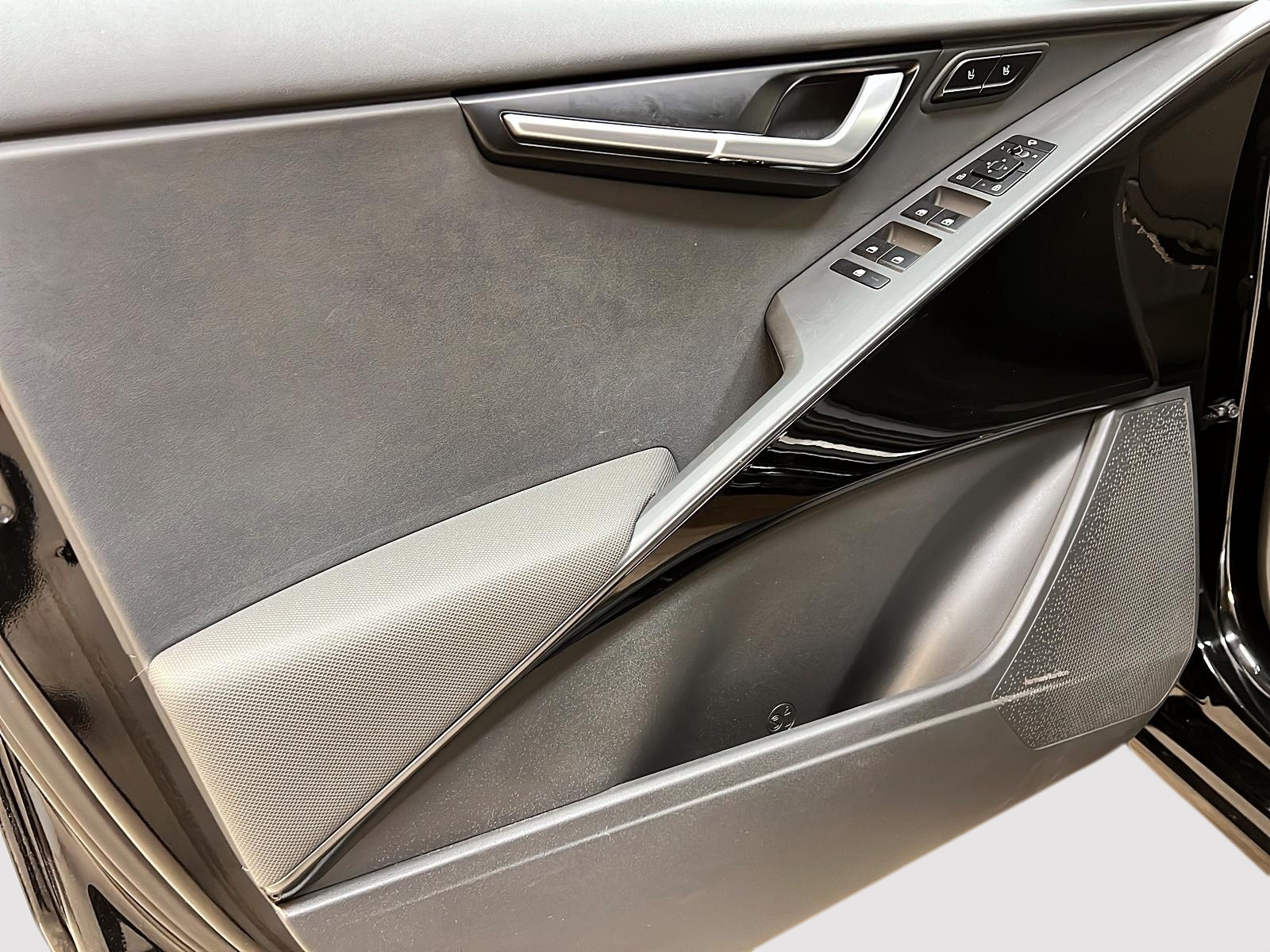 Kia Niro EV WAVE CUIR TOIT NAV 2025 - image #25