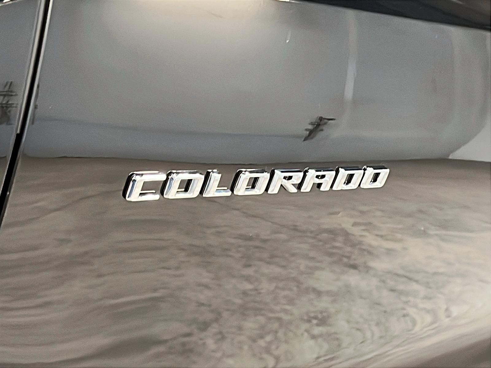 Chevrolet Colorado WT PREFERRED CREW CAB 4X4 2023 - image #25