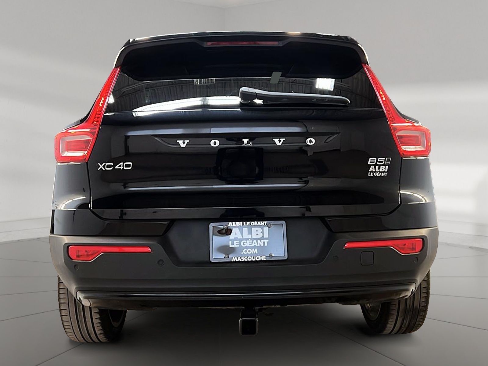 Volvo XC40 B5 ULTIMATE CUIR TOIT PANO NAV 4RM 2024 - image #5