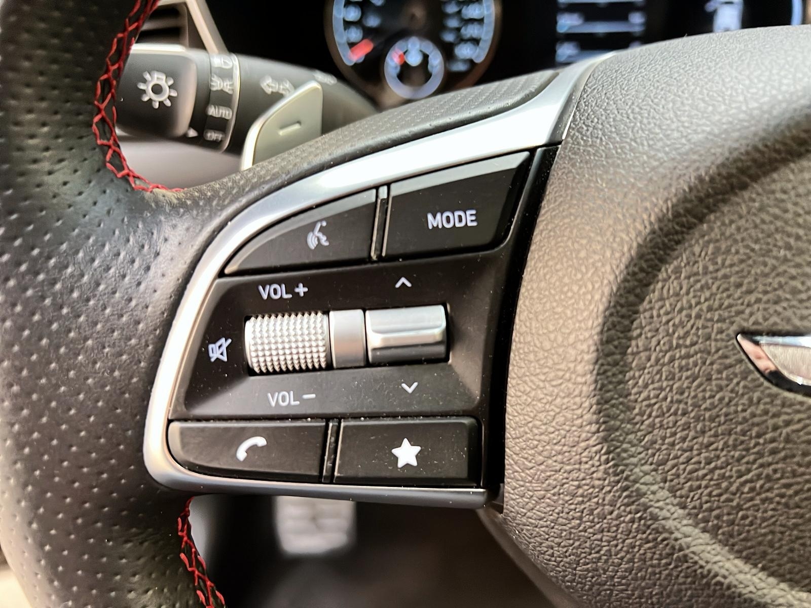 Genesis G70 2023 - Image #22