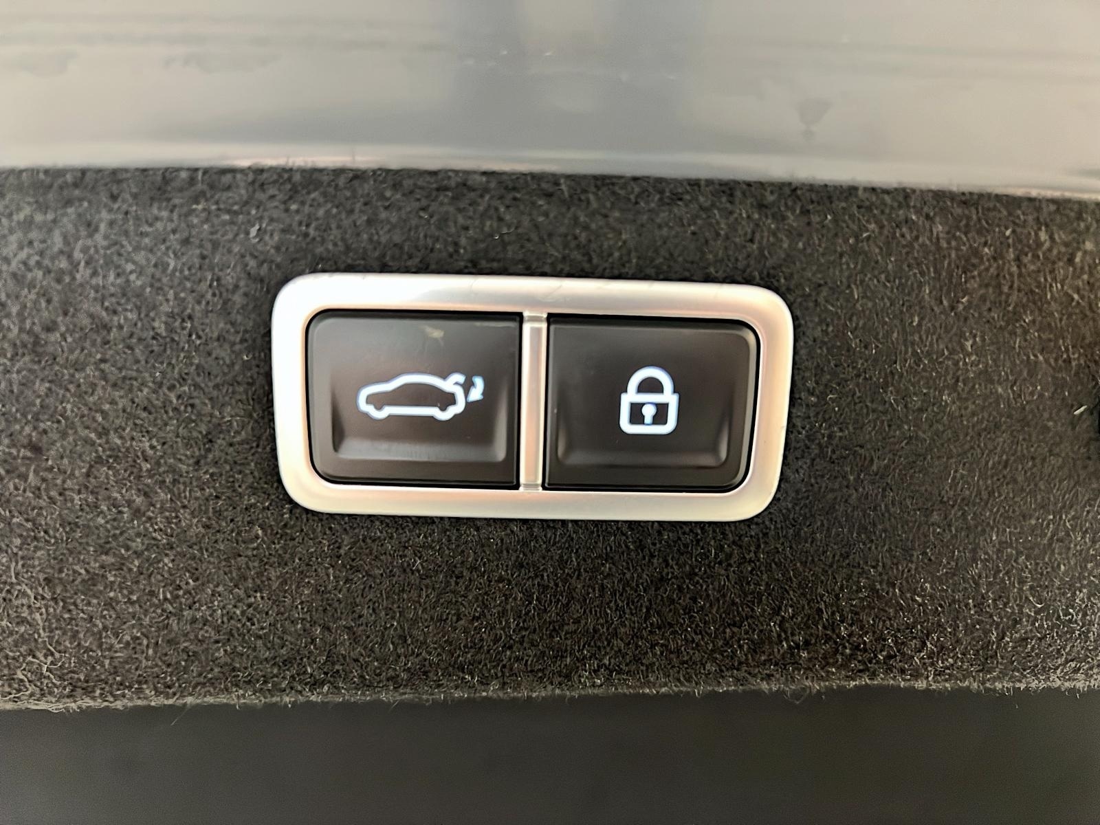 Genesis G70 SPORT 3.3T CUIR TOIT NAV 4RM 2023 - image #14