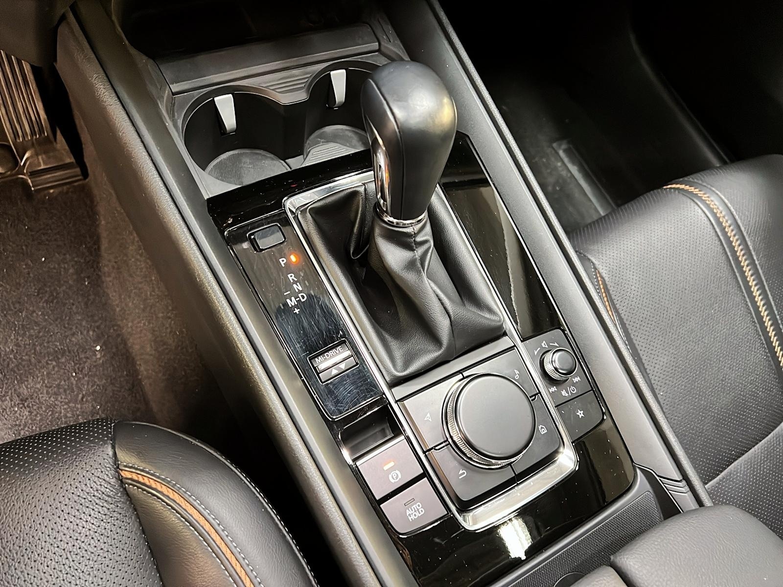 Mazda CX-50 GT CUIR TOIT PANO NAV 4RM 2023 - image #16