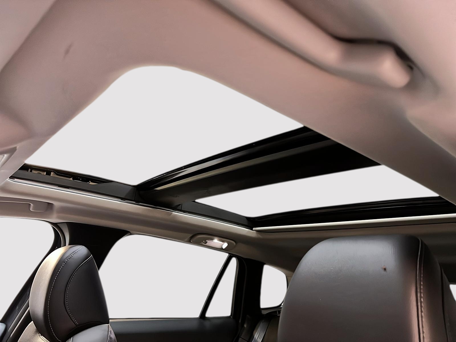 Mazda CX-50 2023 - Image #10