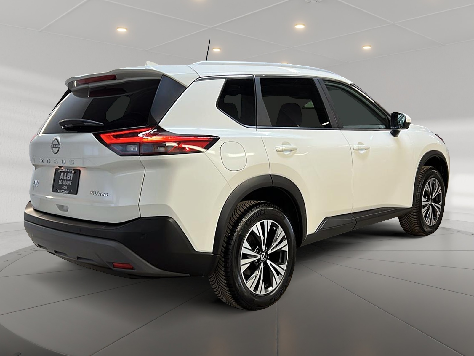 Nissan Rogue SV TOIT PANO 4RM 2023 — photo 4