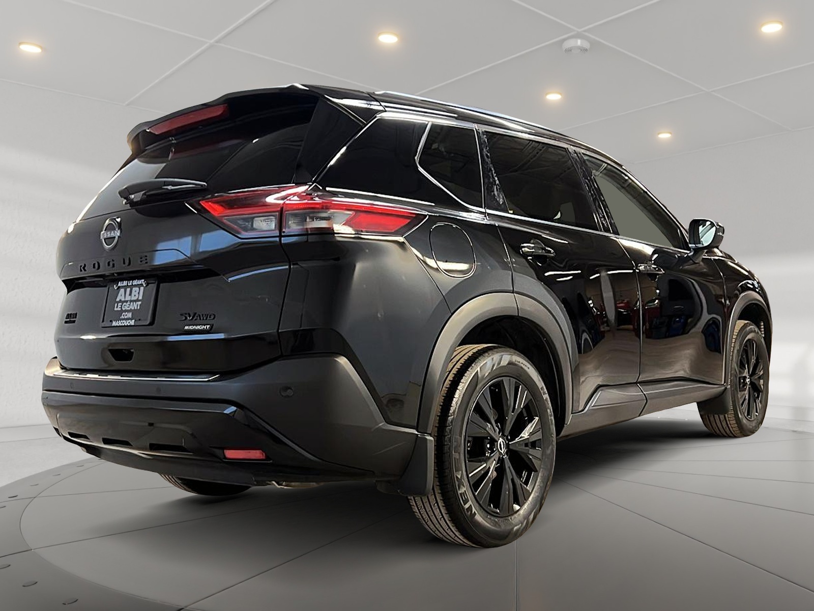 Nissan Rogue SV MIDNIGHT CUIR TOIT PANO NAV 4RM 2023 - image #4