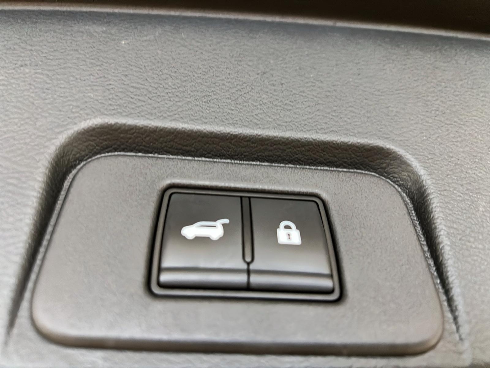 Nissan Rogue SV MIDNIGHT CUIR TOIT PANO NAV 4RM 2023 - image #15