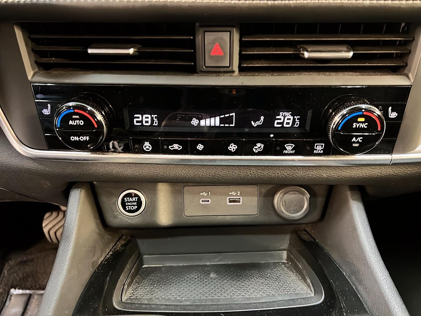 Nissan Rogue 2023 - Image #17