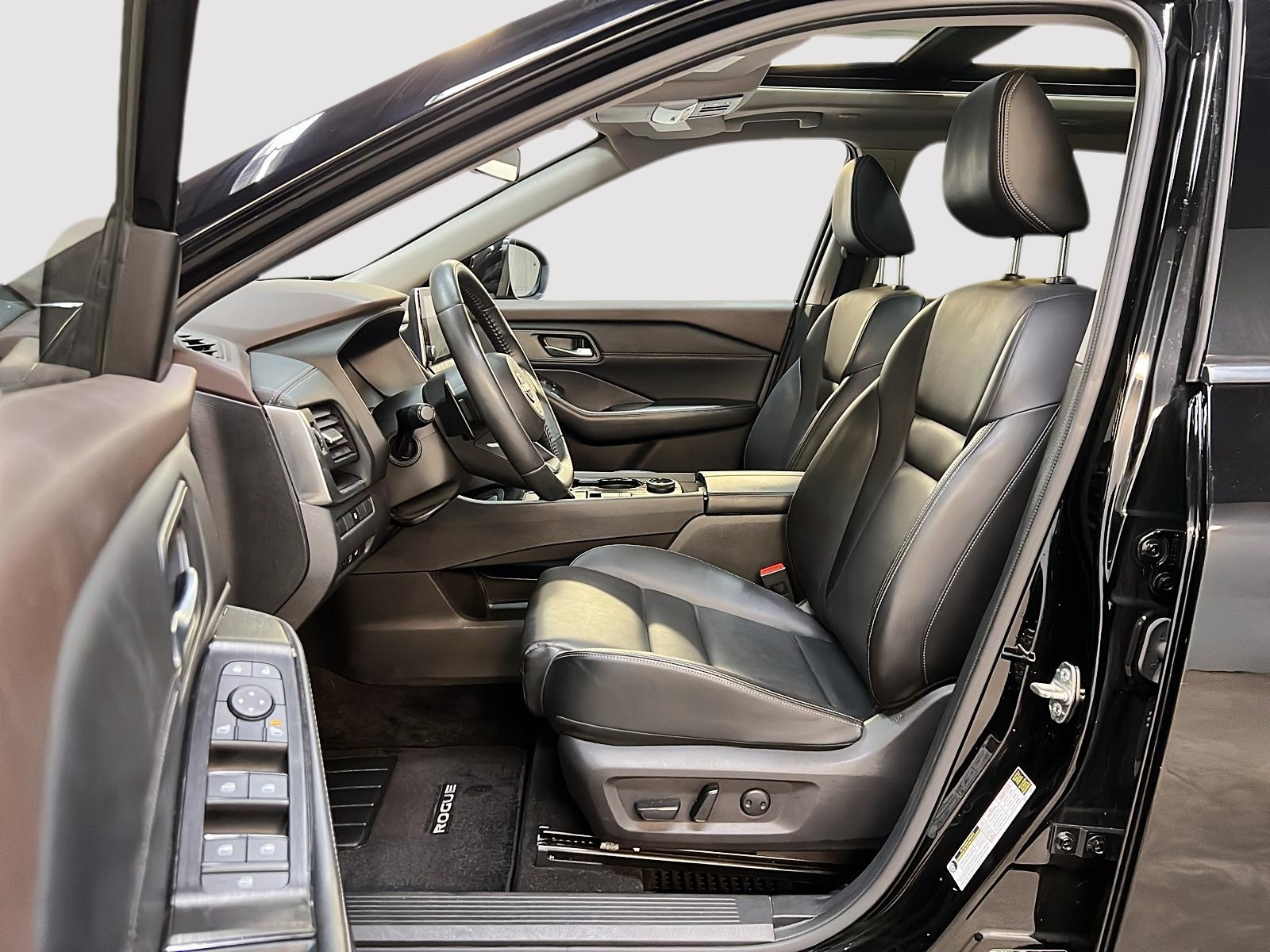 Nissan Rogue 2023 - Image #7
