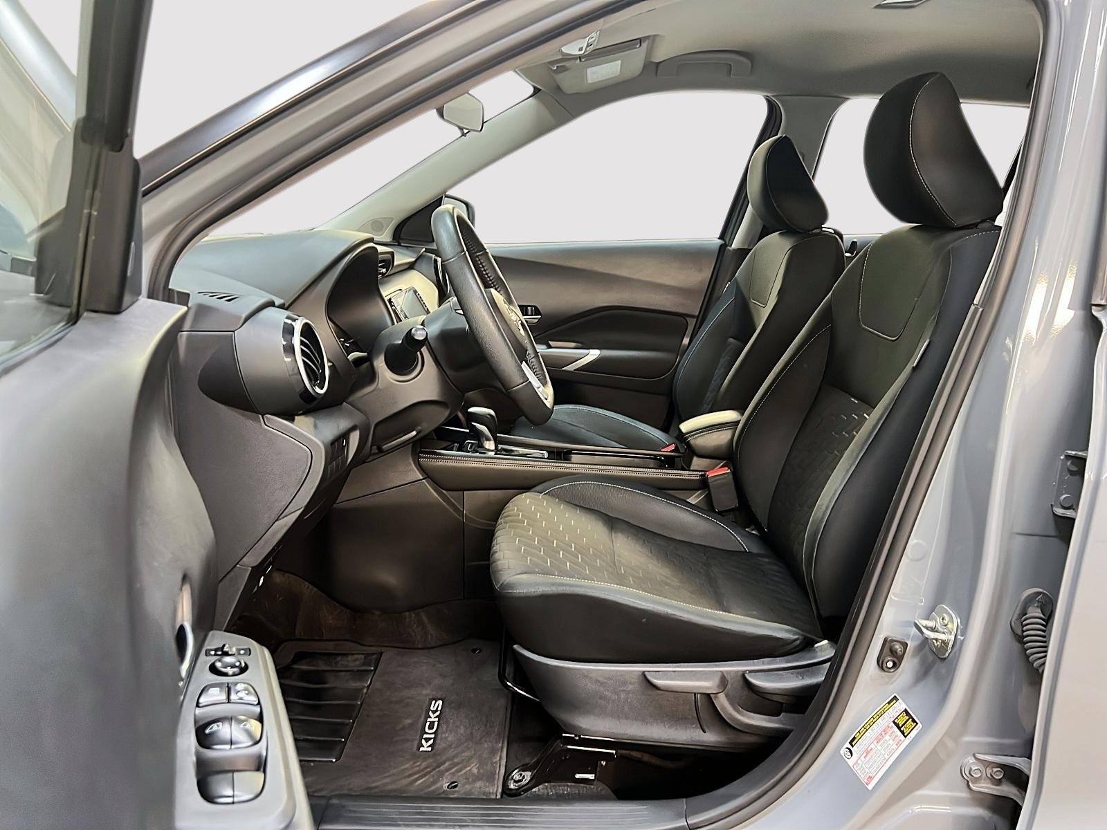 Nissan Kicks SV 2023 - image #7