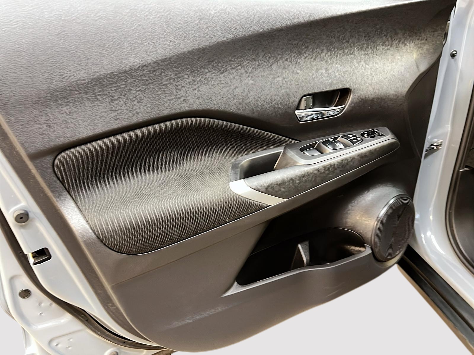 Nissan Kicks SV 2023 - image #22