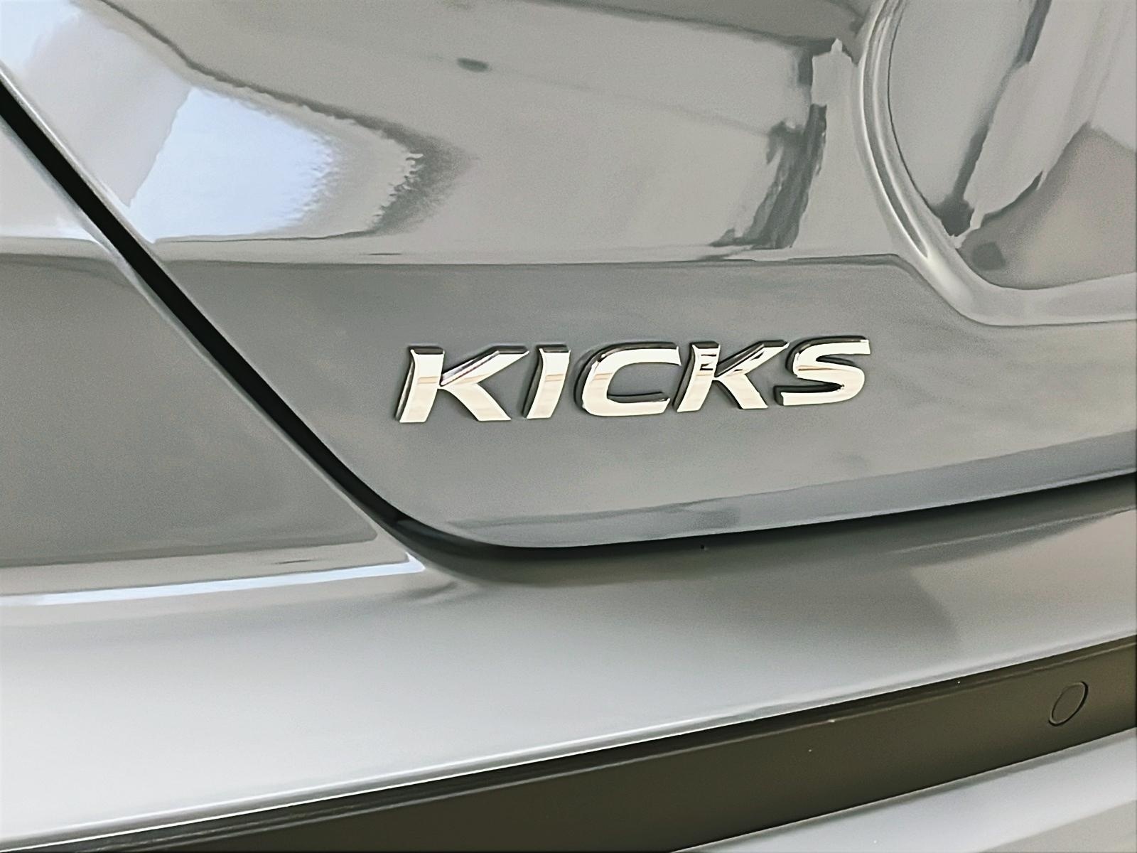 Nissan Kicks SV 2023 - image #24