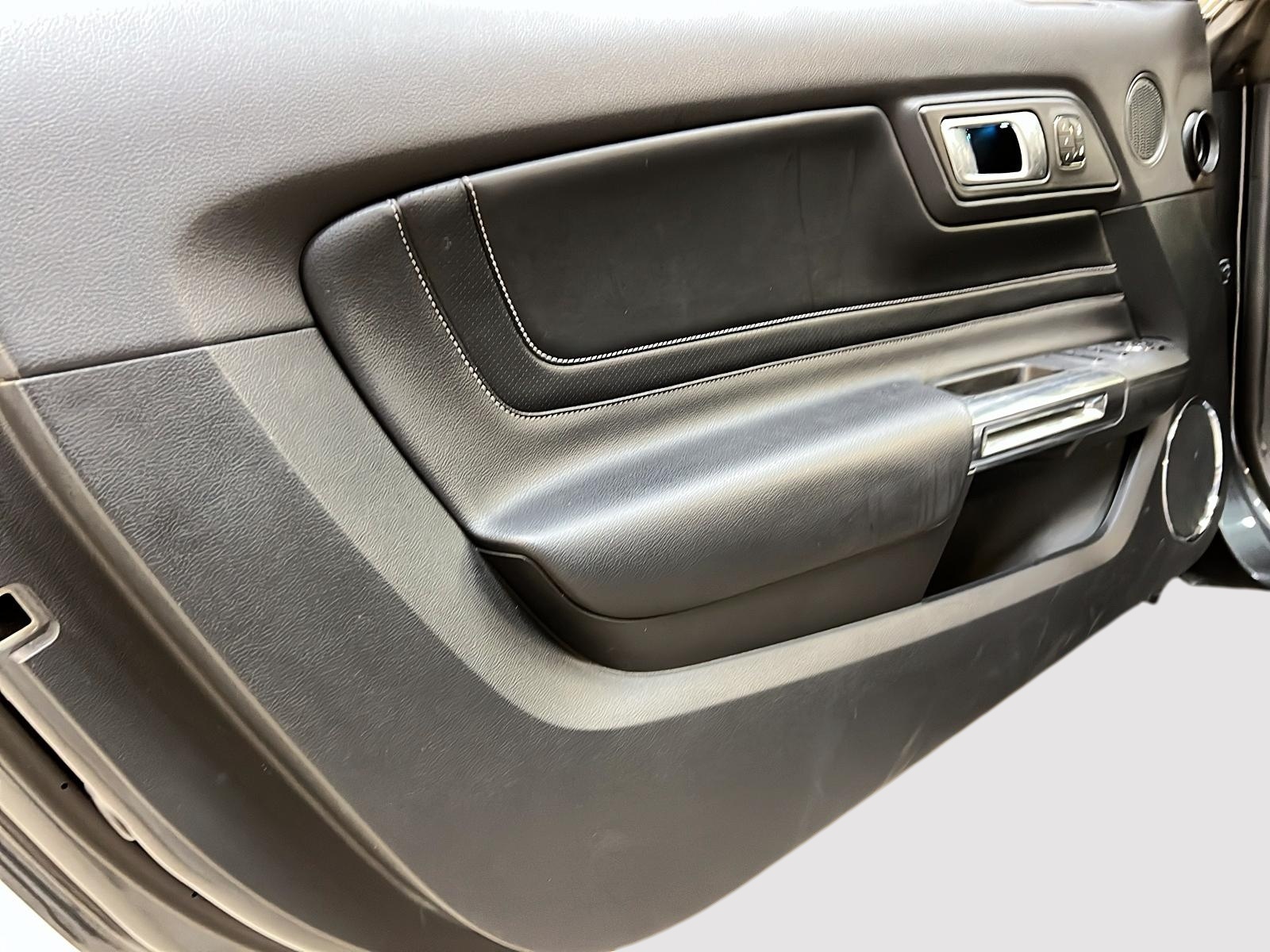 Ford Mustang ECO PREMIUM CONVERTIBLE CUIR NAV 2020 - image #26