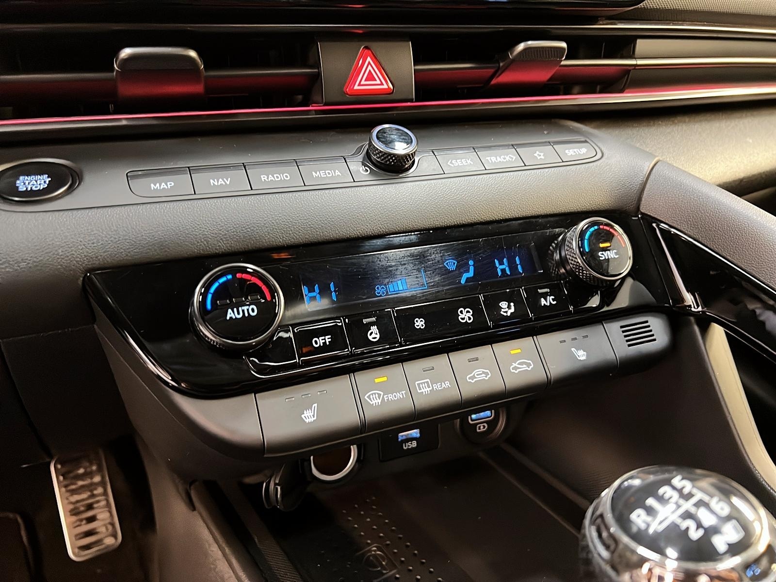 Hyundai Elantra 2023 - Image #15