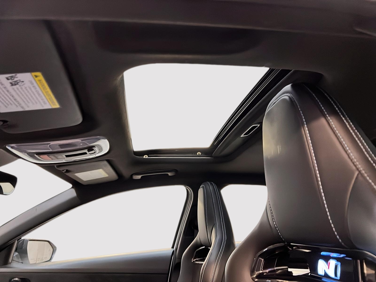 Hyundai Elantra 2023 - Image #10