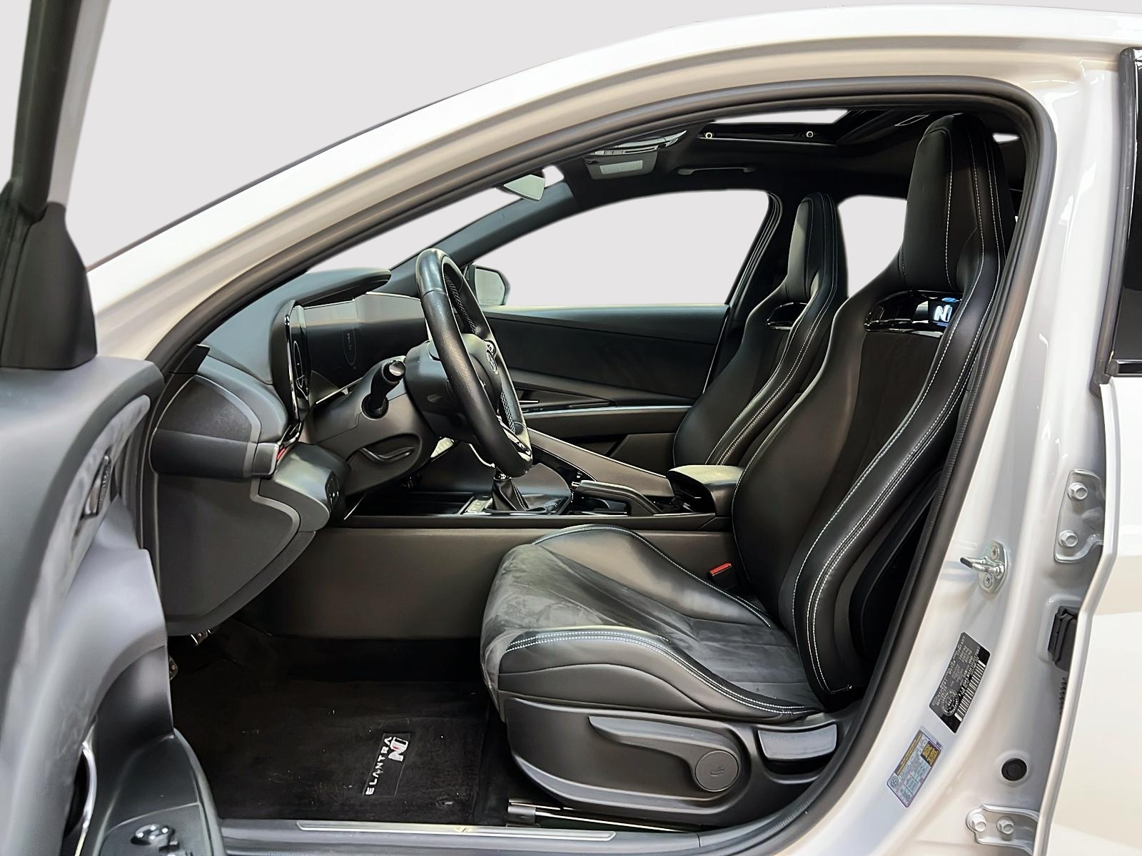 Hyundai Elantra 2023 - Image #7