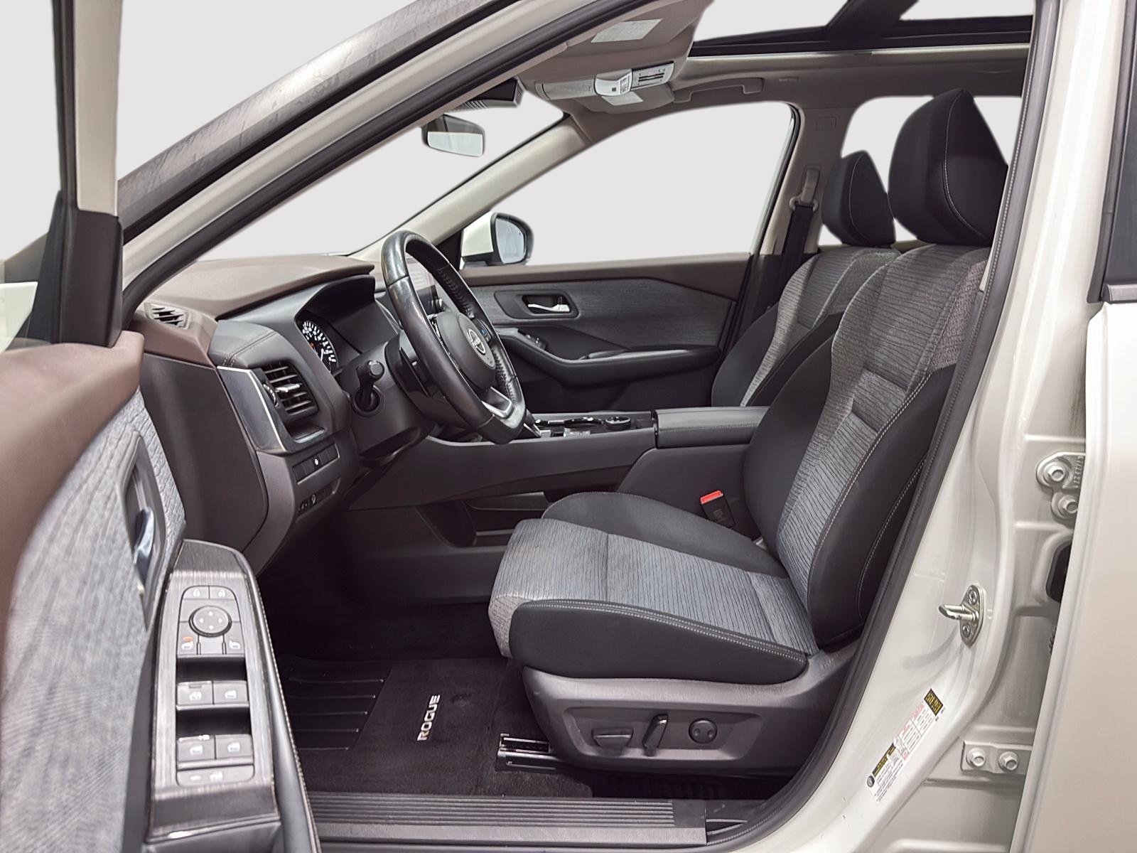 Nissan Rogue SV TOIT PANO 4RM 2023 — photo 7