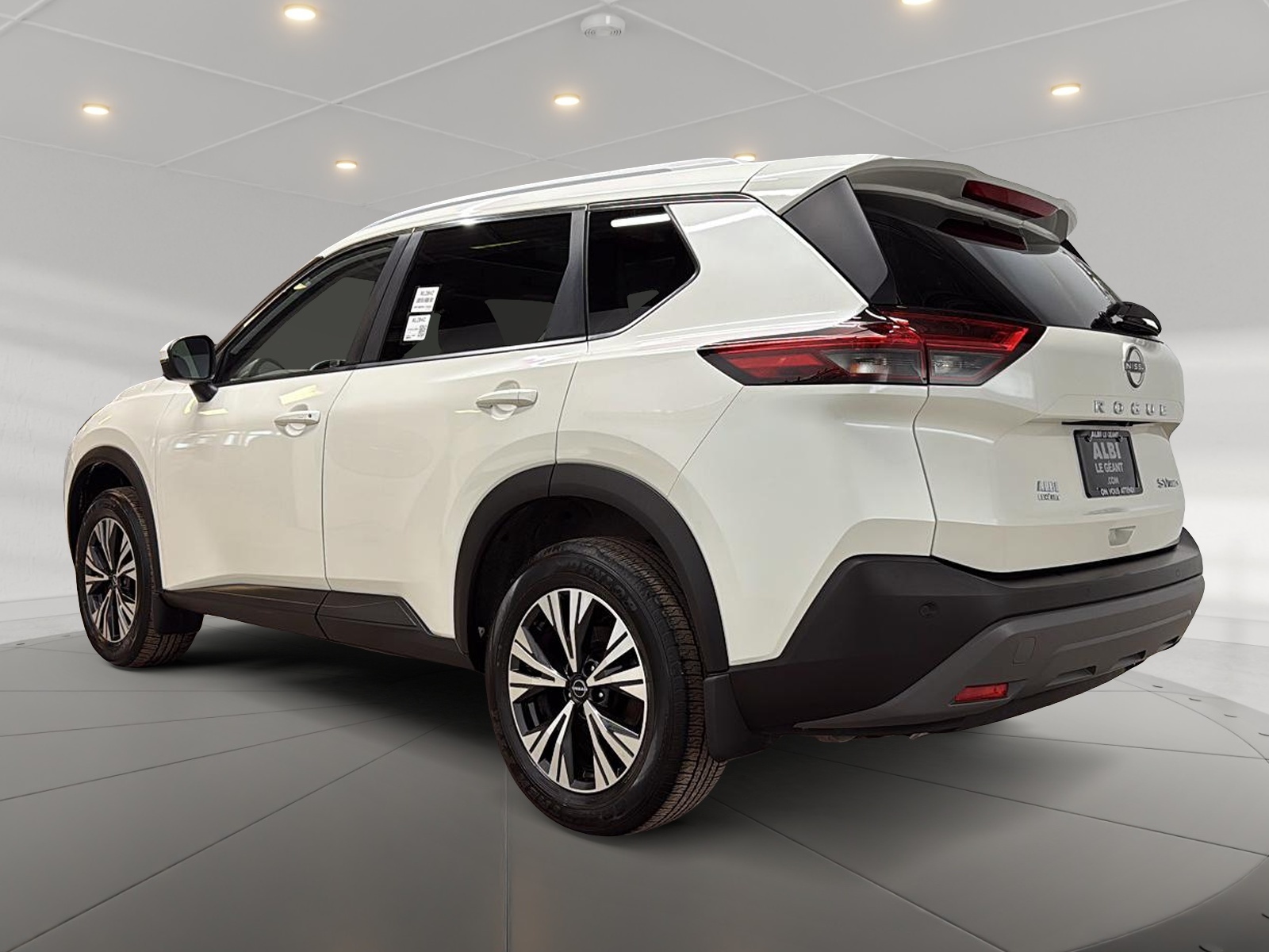 Nissan Rogue SV TOIT PANO 4RM 2023 — photo 6
