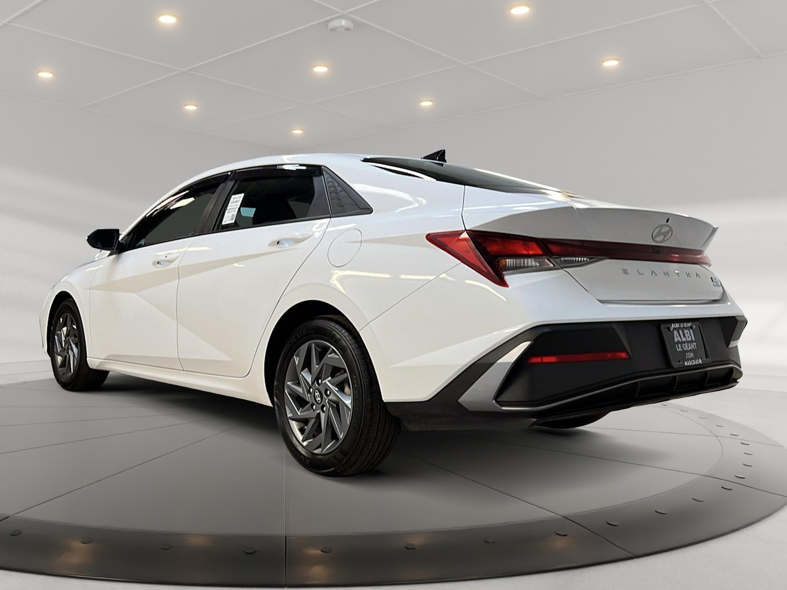 Hyundai Elantra 2024 - Image #6