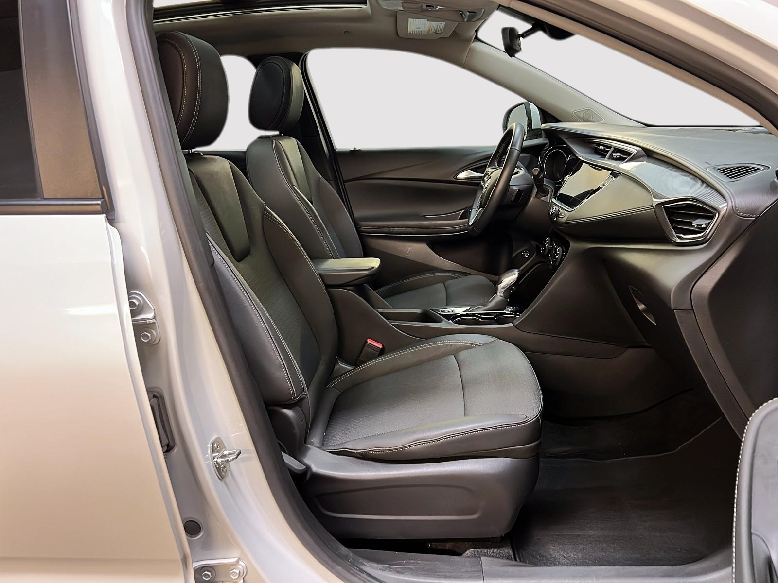 Buick Encore GX SELECT ST GR EXPERIENCE TOIT PANO 4RM 2023 - image #8