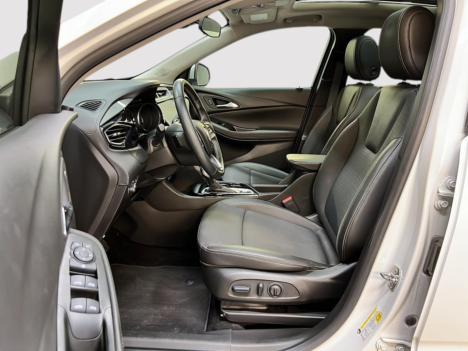 Buick Encore GX SELECT ST GR EXPERIENCE TOIT PANO 4RM 2023 - image #7